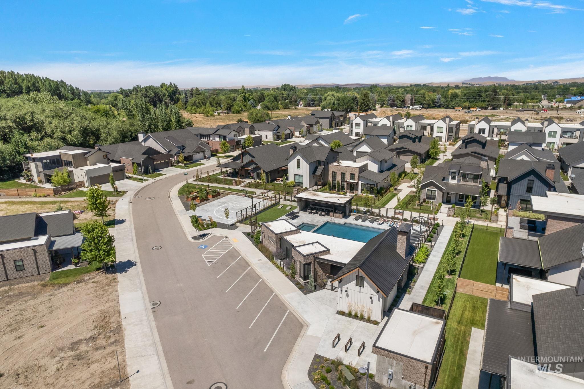 2550 W Iron Coop Street Property Photo 45