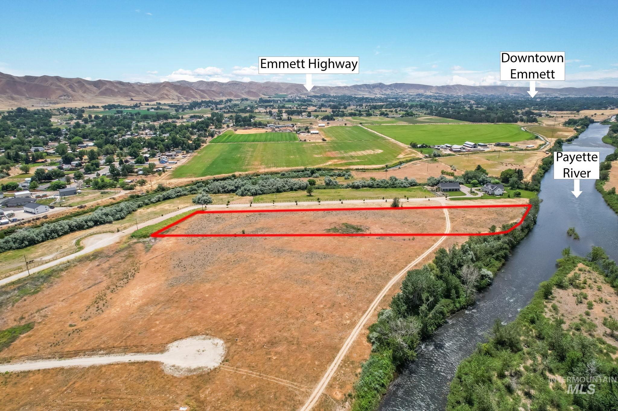 2325 River Ranch Property Photo
