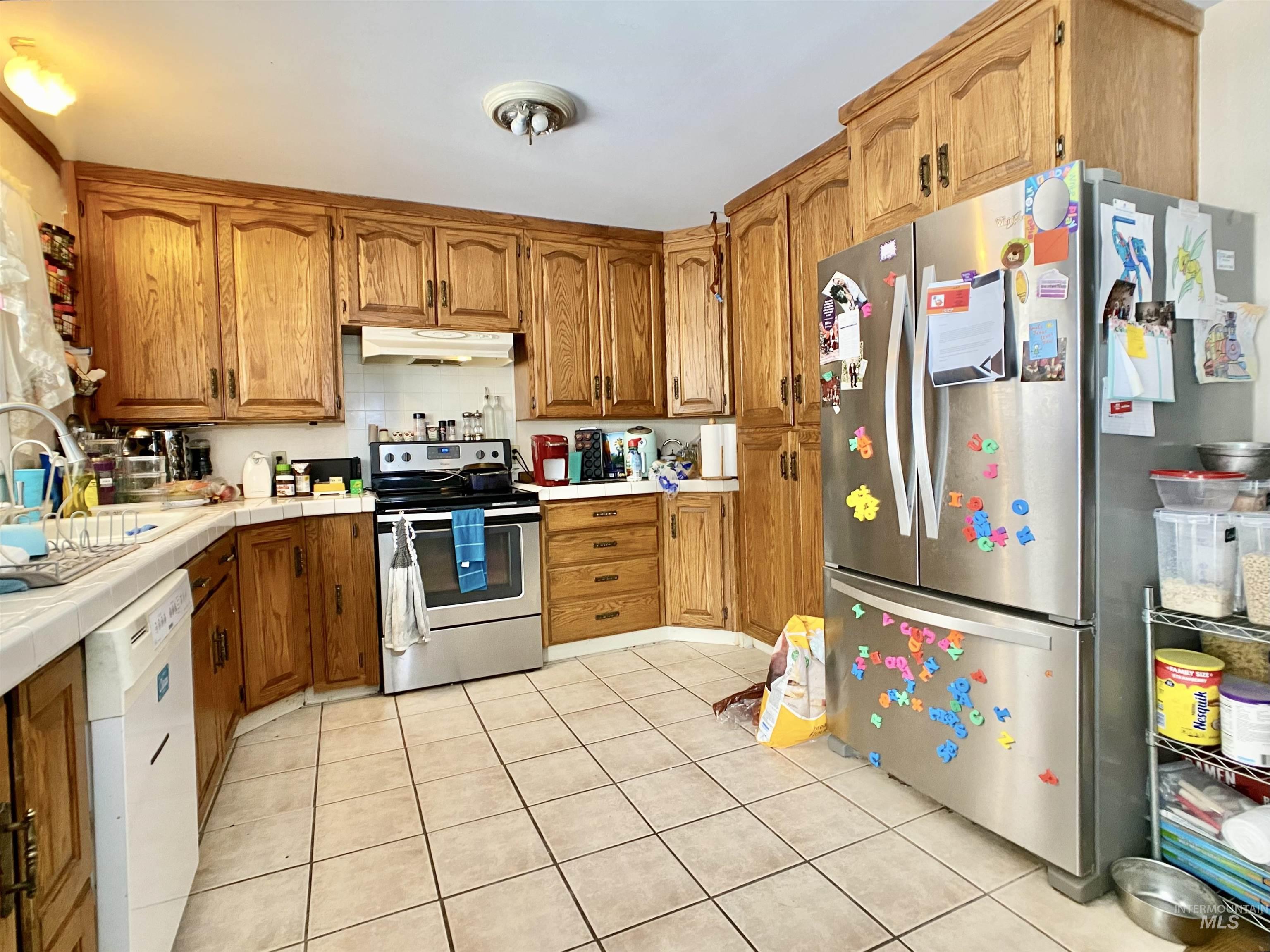 518 S Edith Property Photo 5