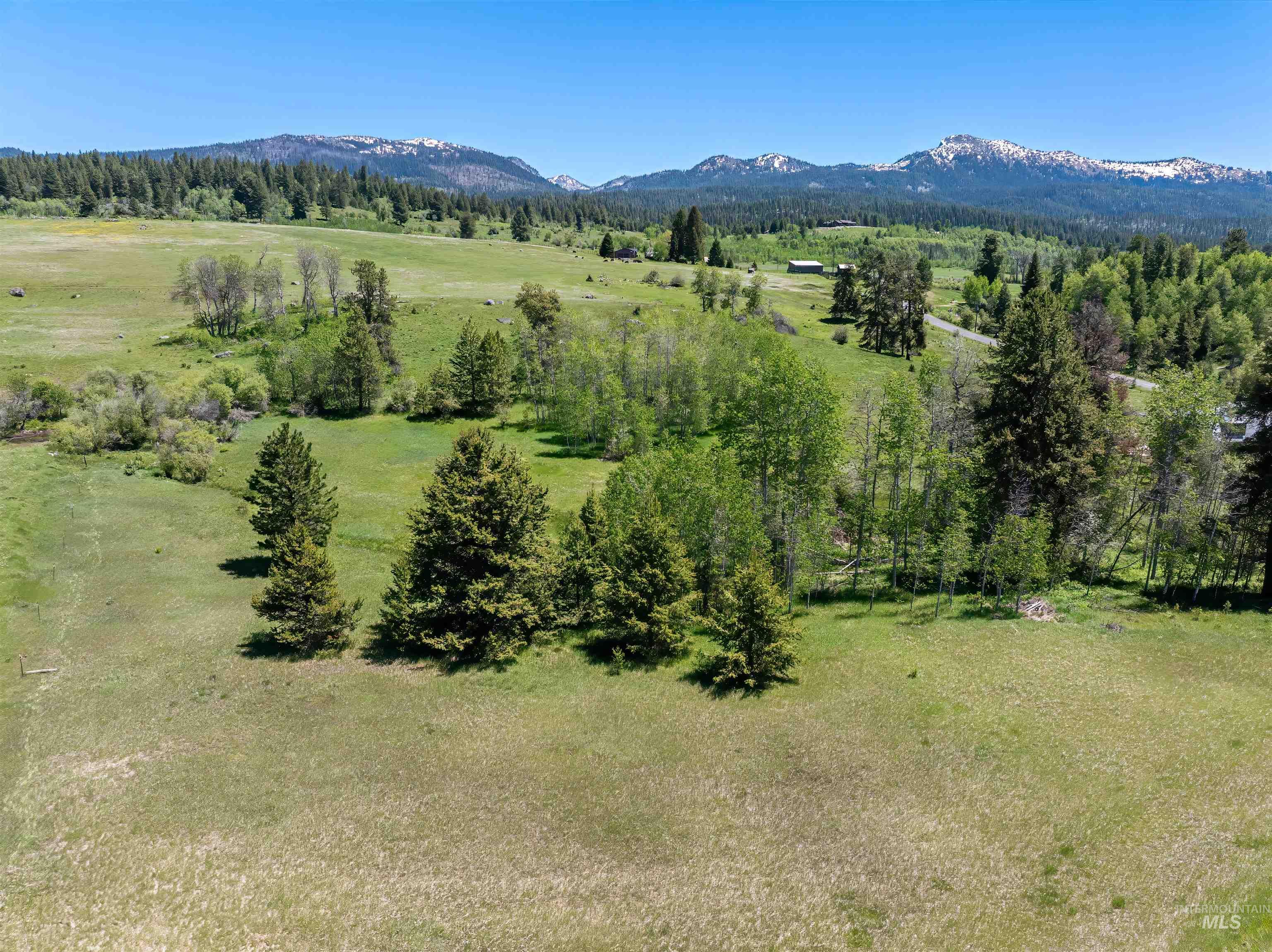 14128 Jefferson Road Property Photo 2
