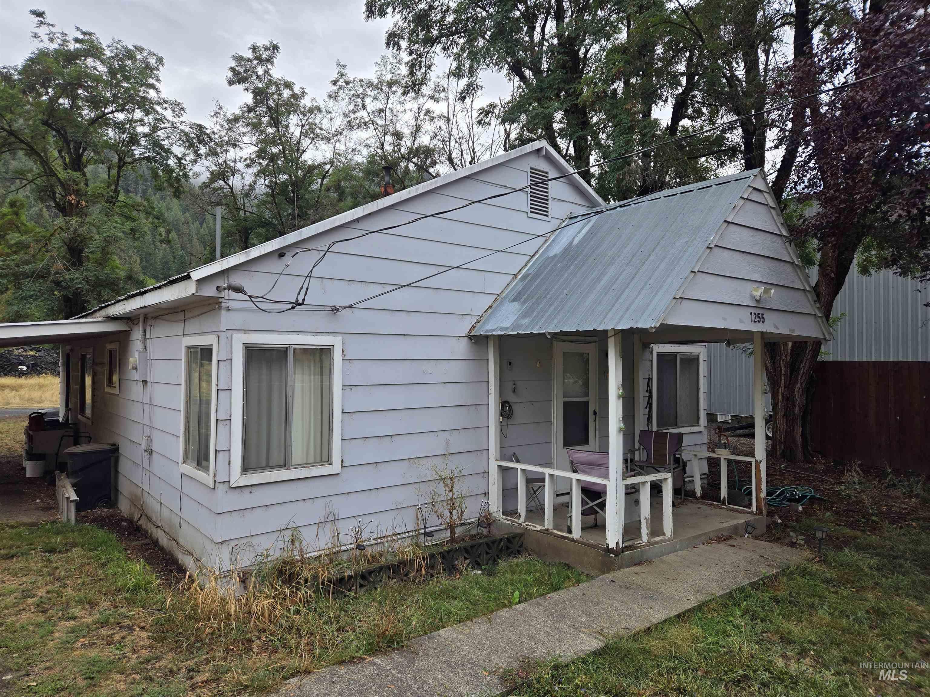 1255 Michigan Ave Property Photo