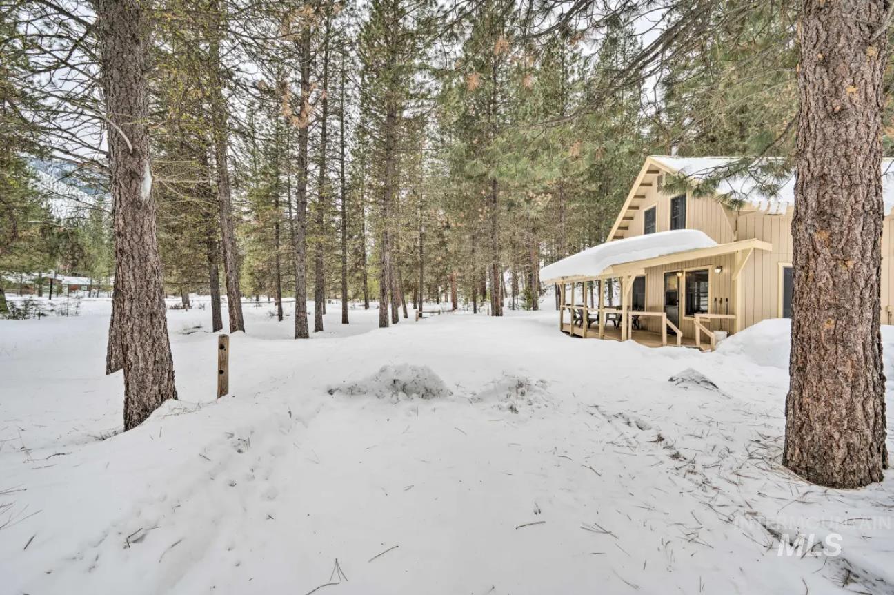 8392 Highway 21 Property Photo 21