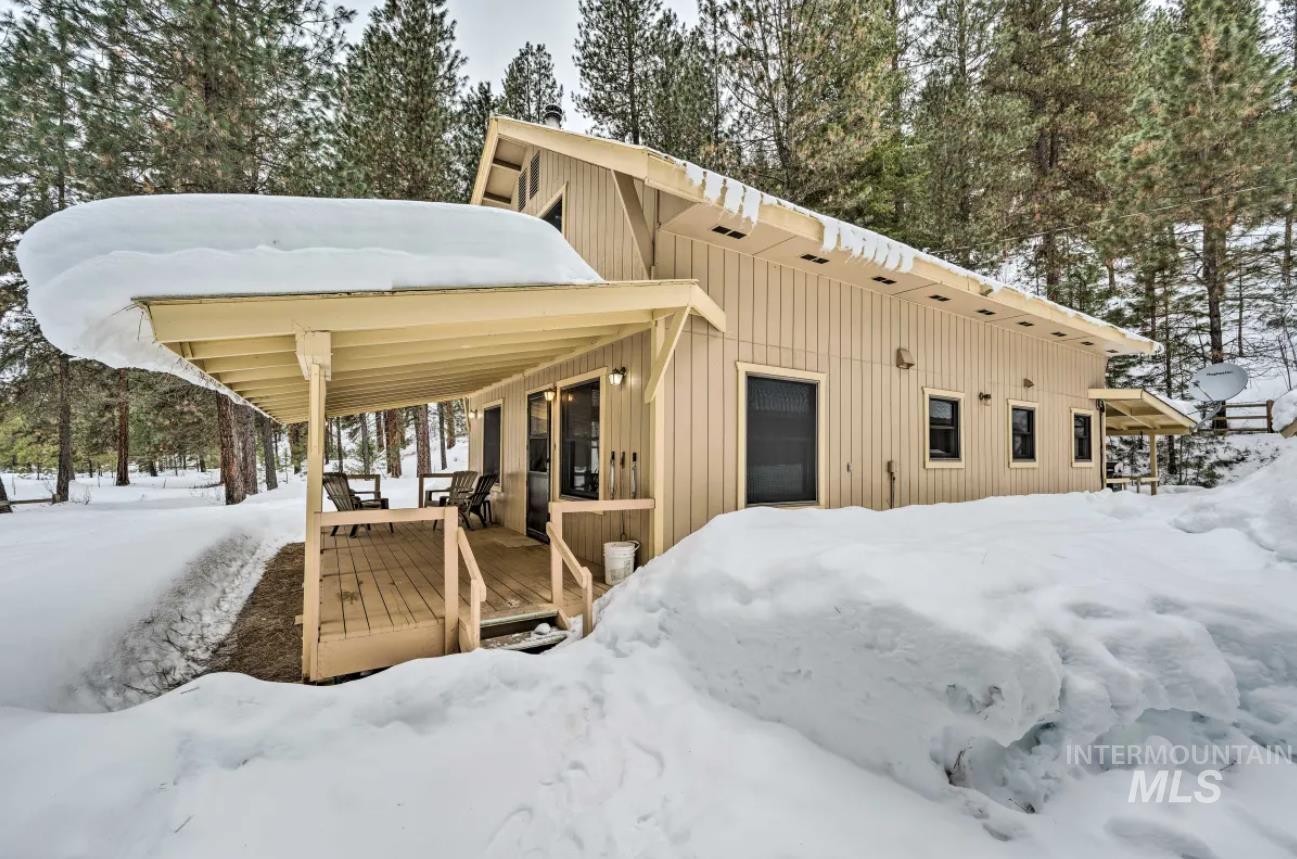 8392 Highway 21 Property Photo 22