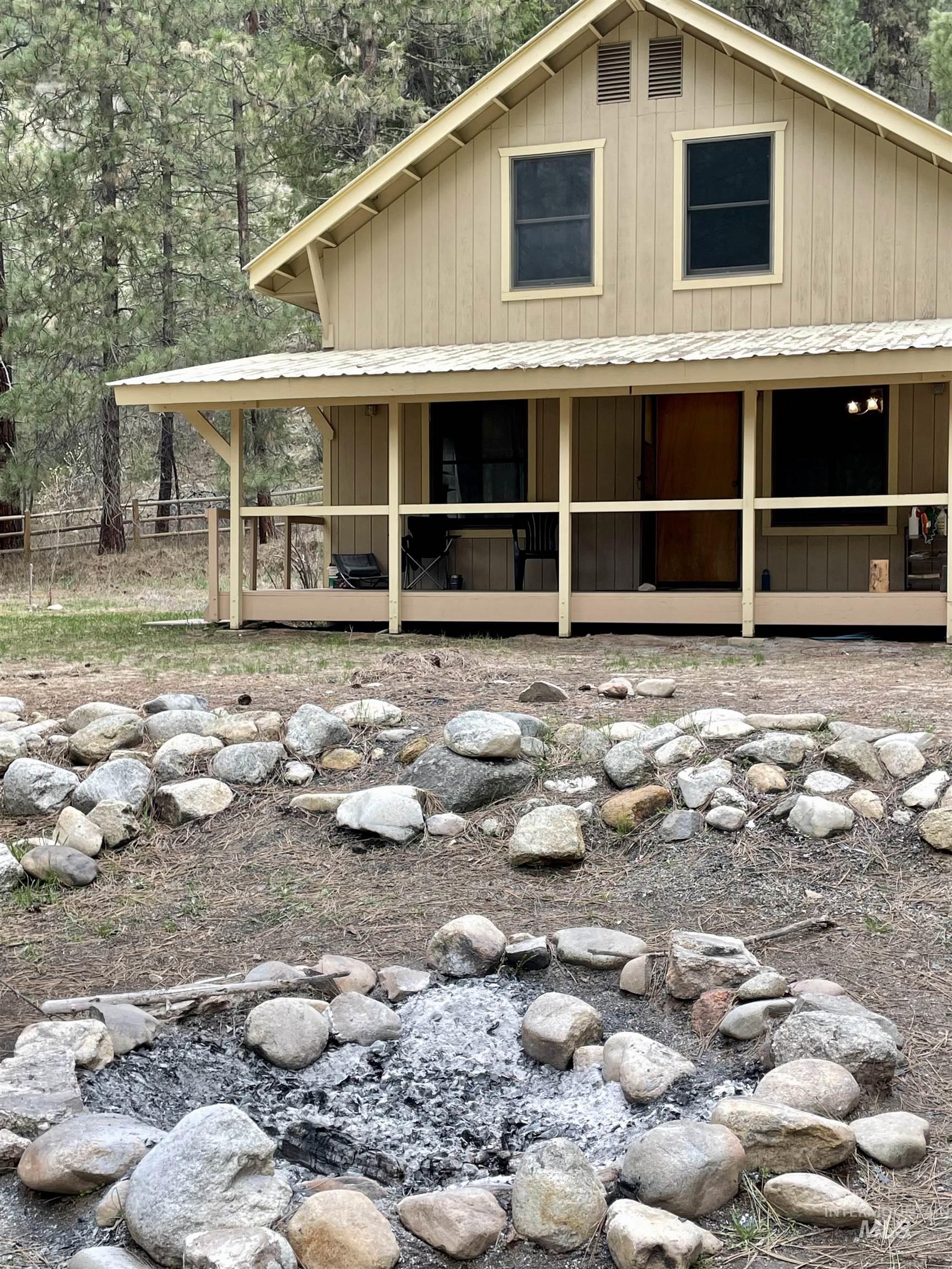 8392 Highway 21 Property Photo 29