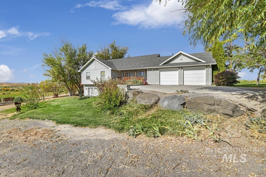 1354 E 4400 N Property Photo 9