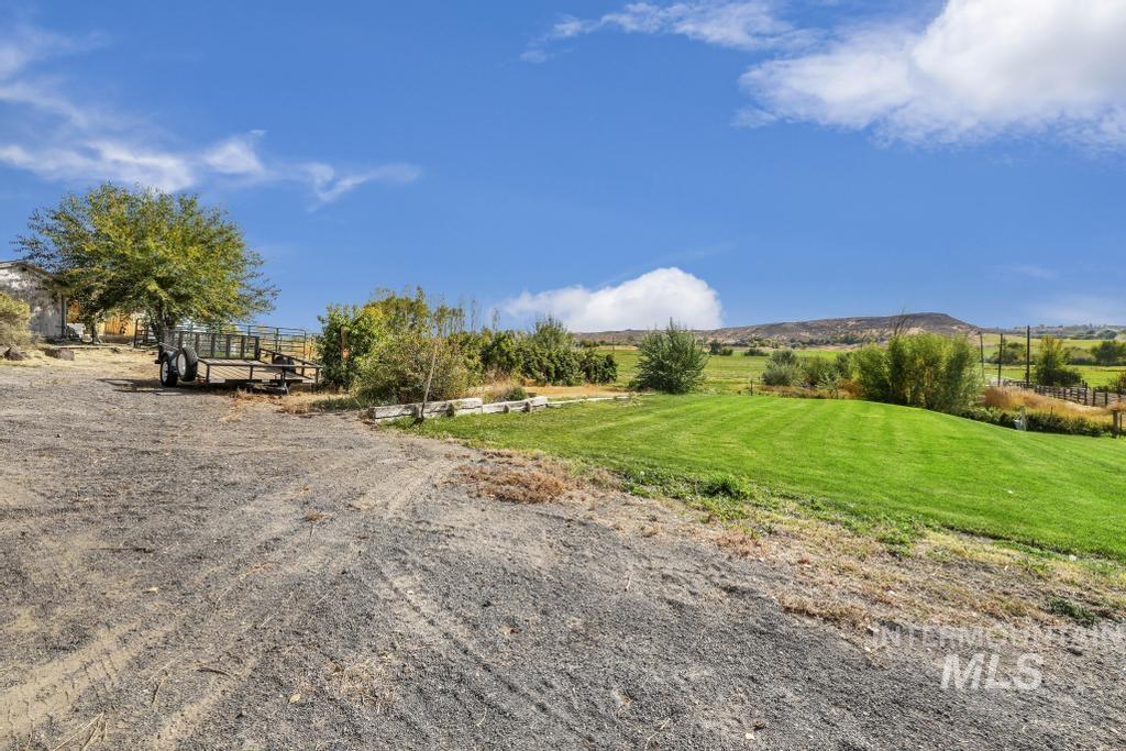 1354 E 4400 N Property Photo 46