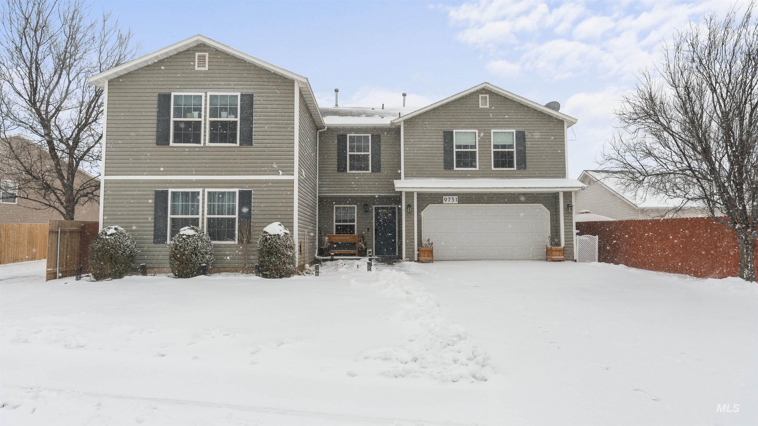 9731 W Idlewood Drive Property Photo
