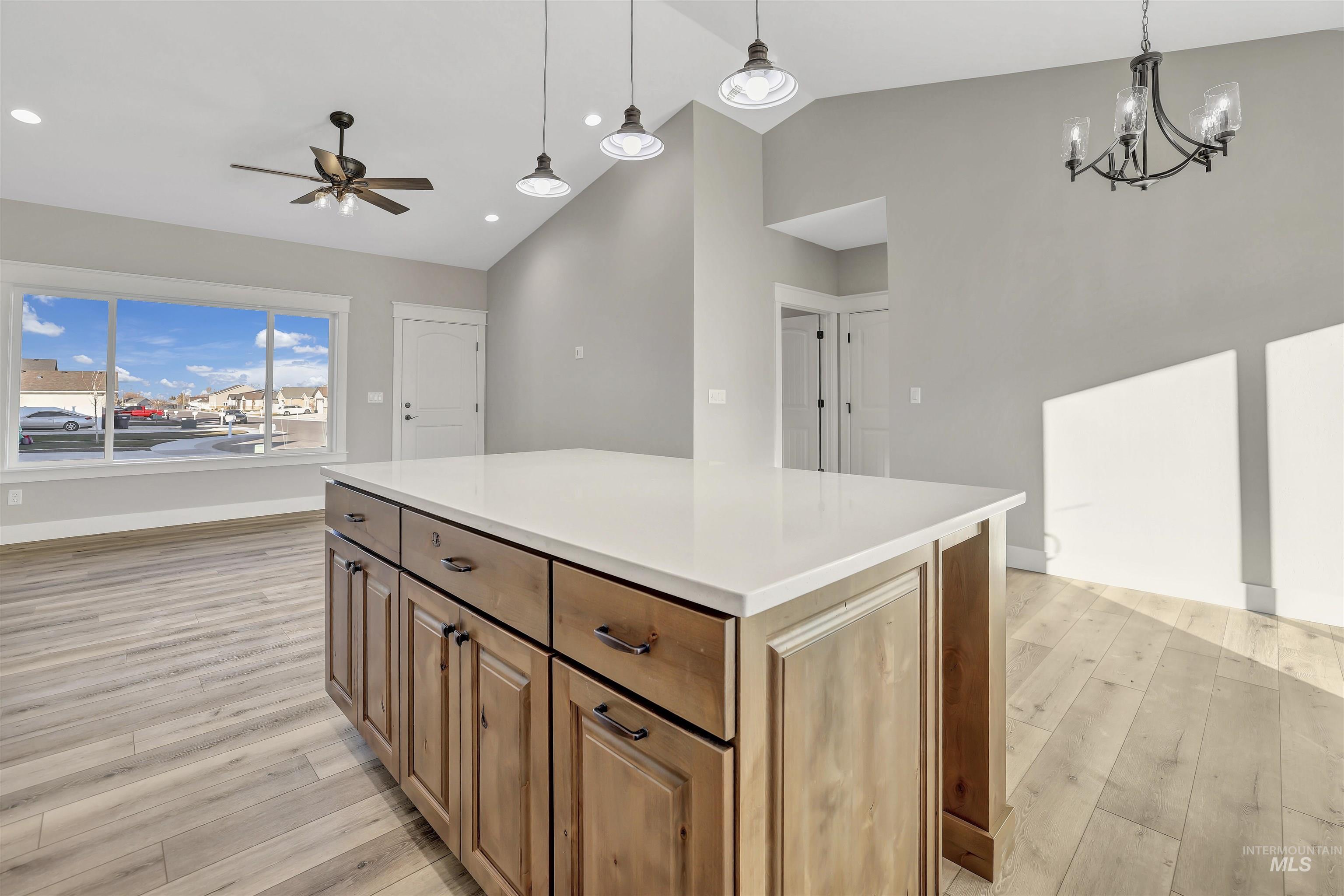 1483 Haizlee Way Property Photo 8