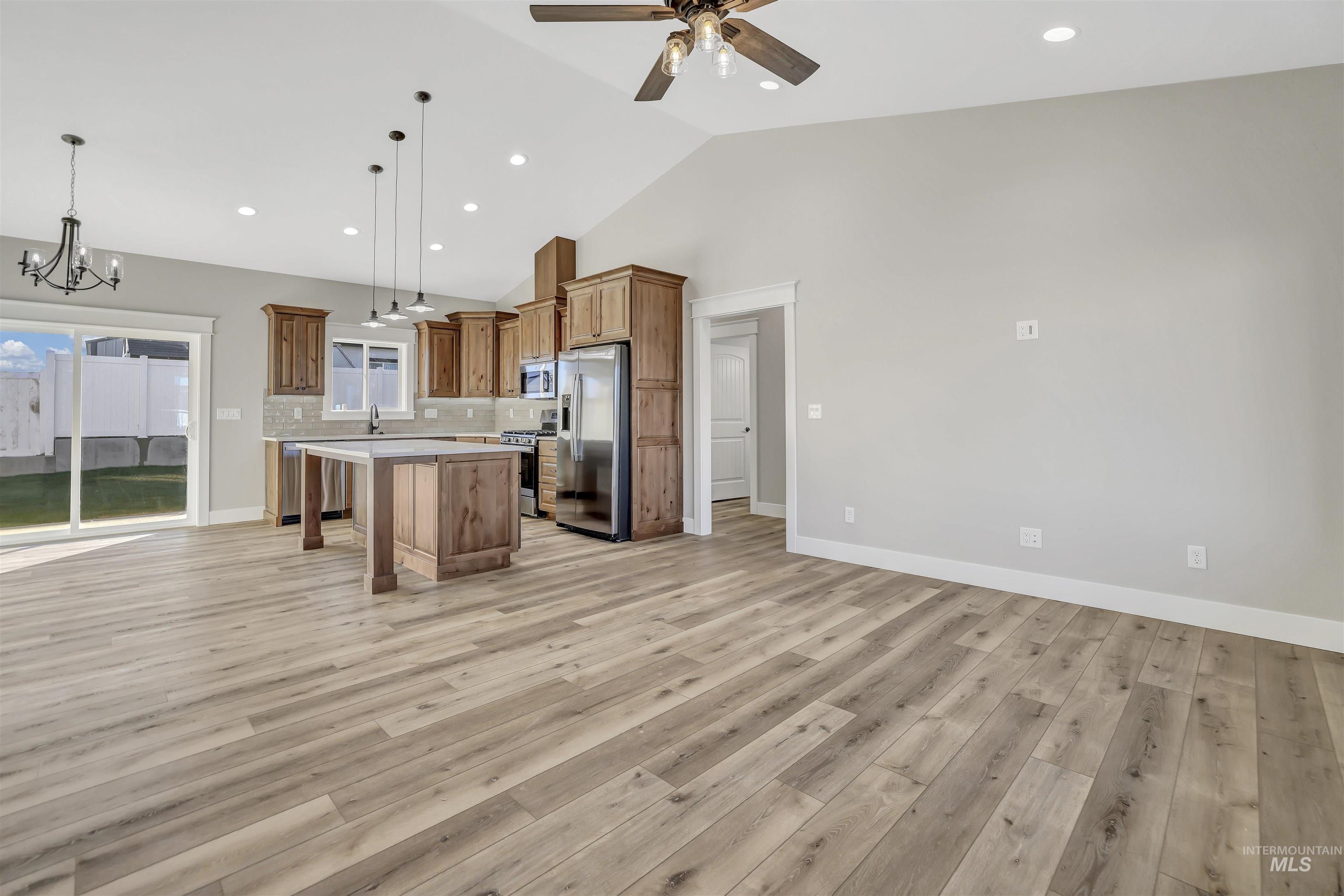 1483 Haizlee Way Property Photo 11