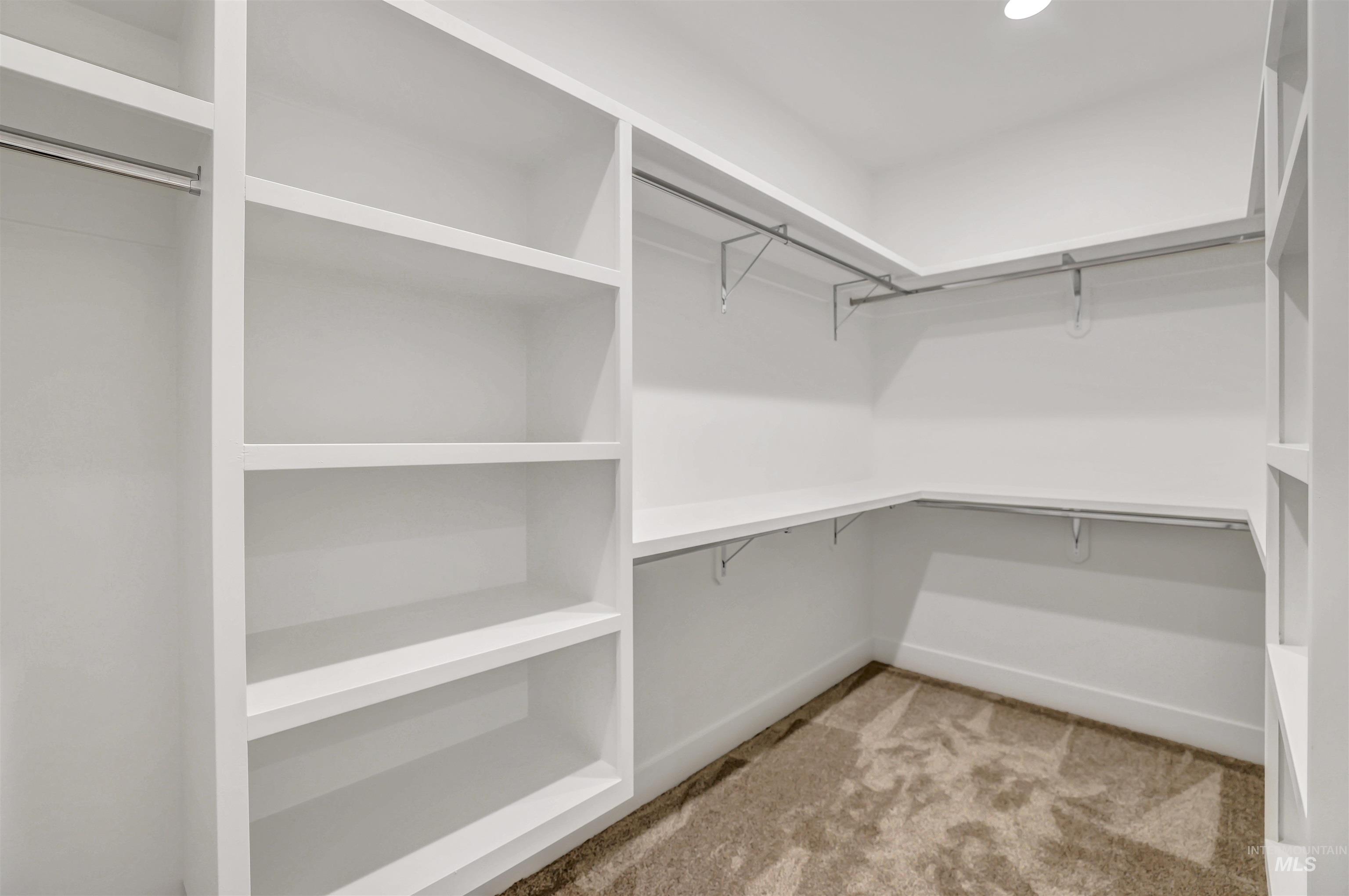1483 Haizlee Way Property Photo 22