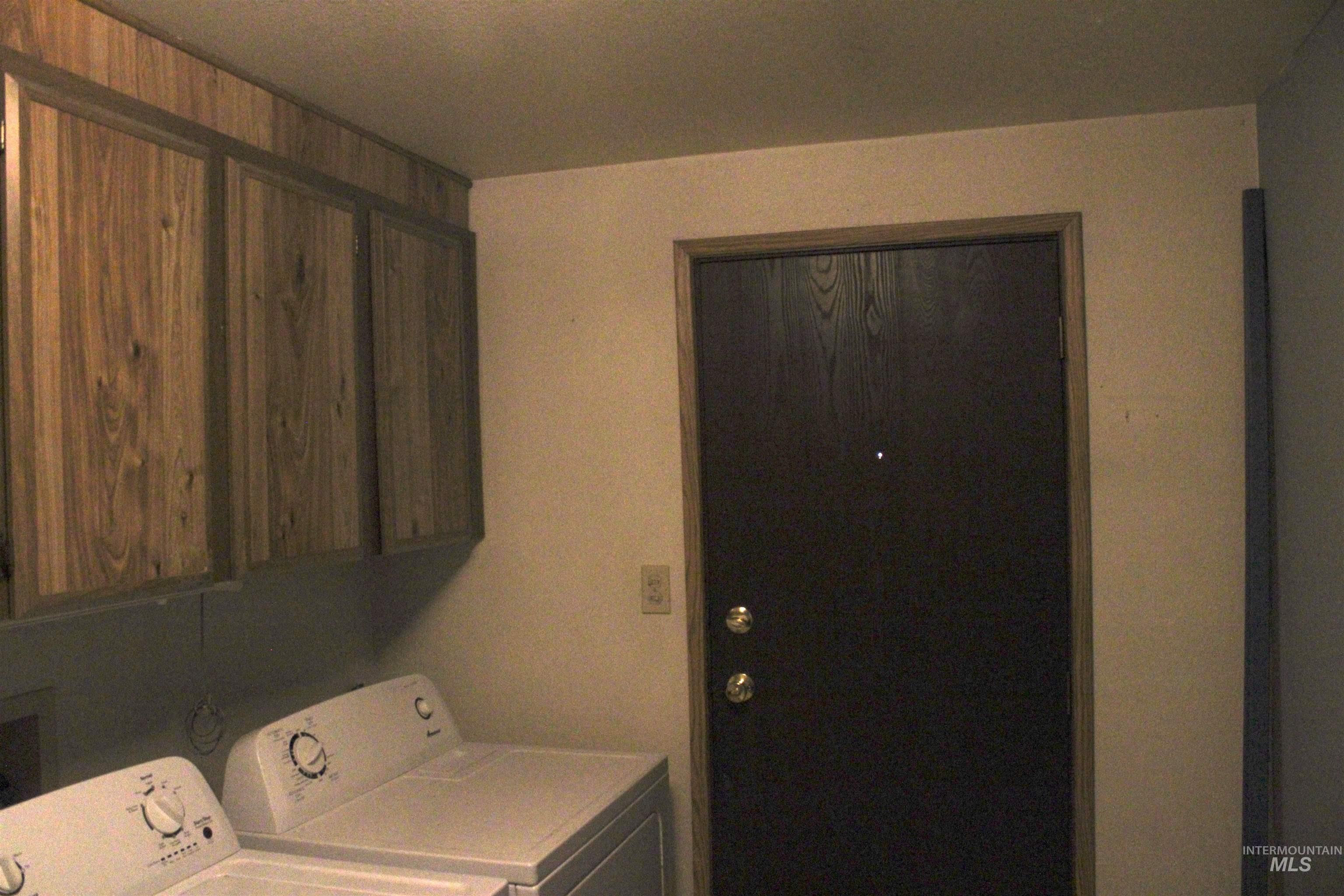 914 N Midland Blvd Property Photo 23