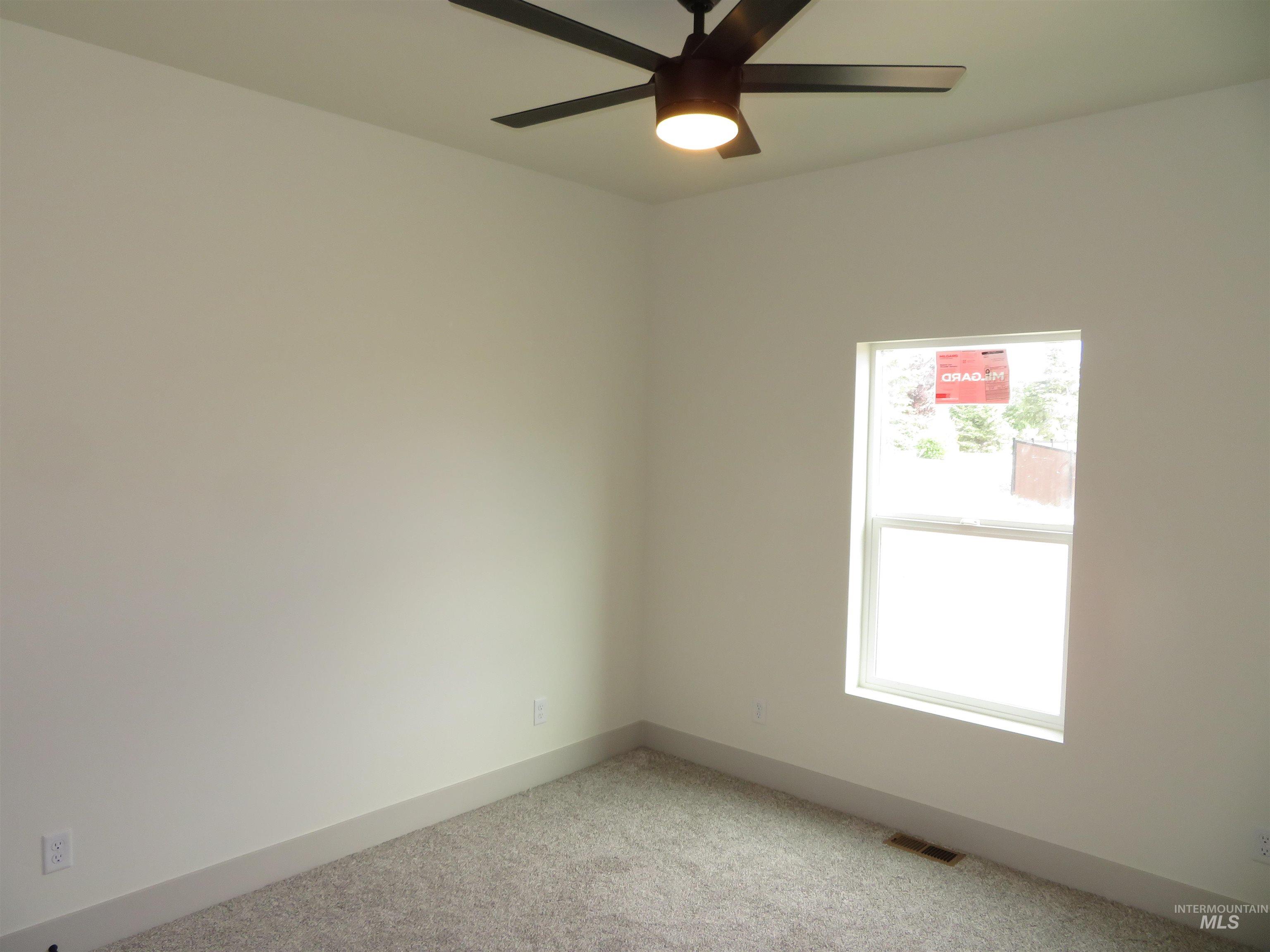 1527 Lagoon Lane Property Photo 17
