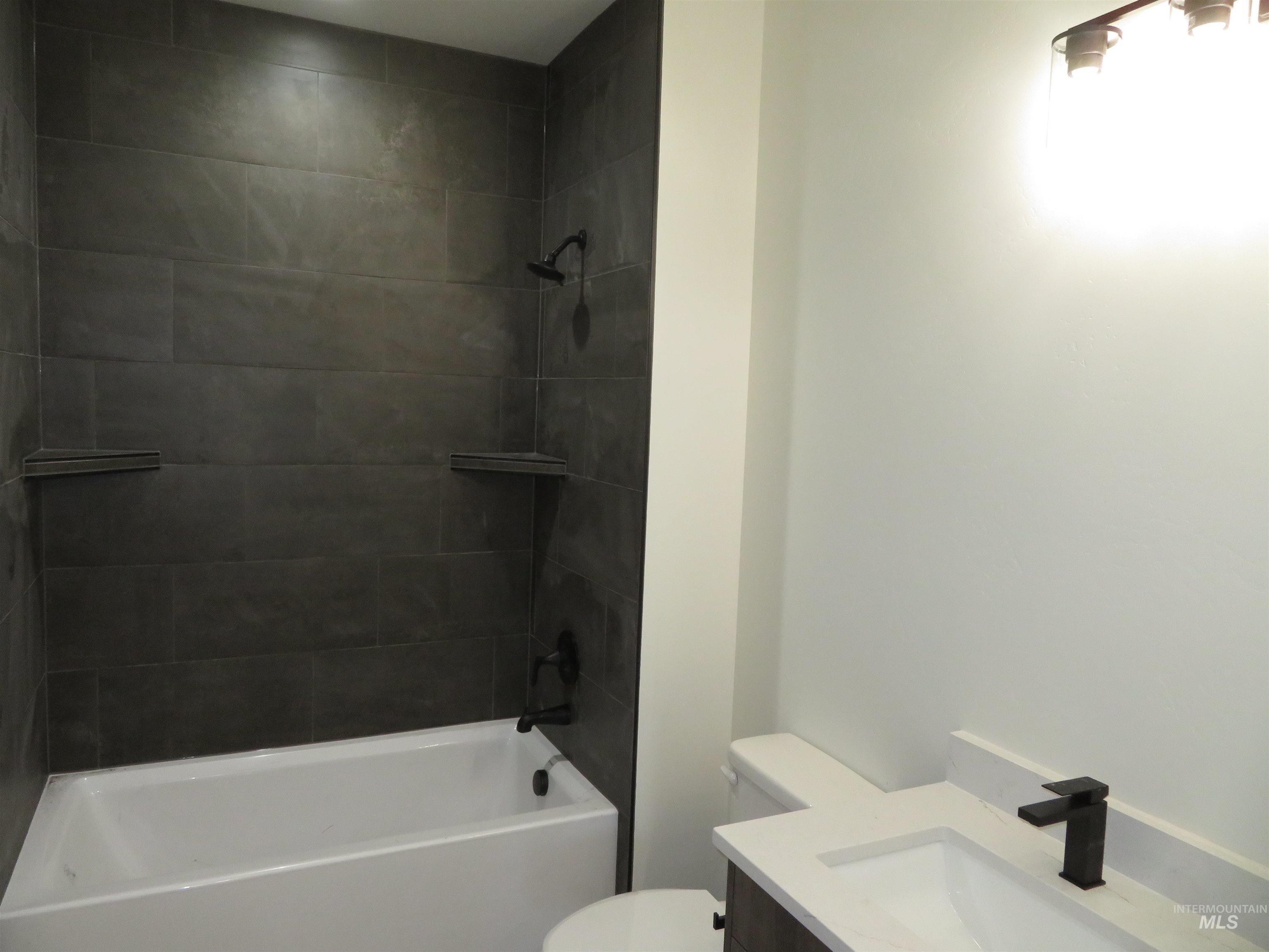 1527 Lagoon Lane Property Photo 18