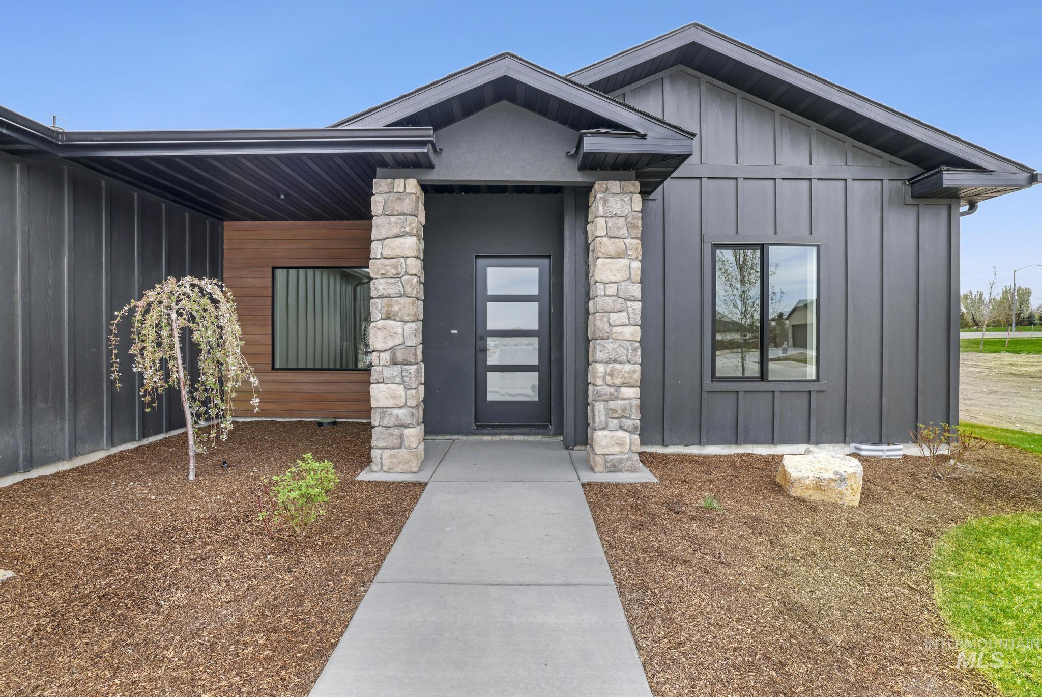 2232 Cattail Drive Property Photo 3