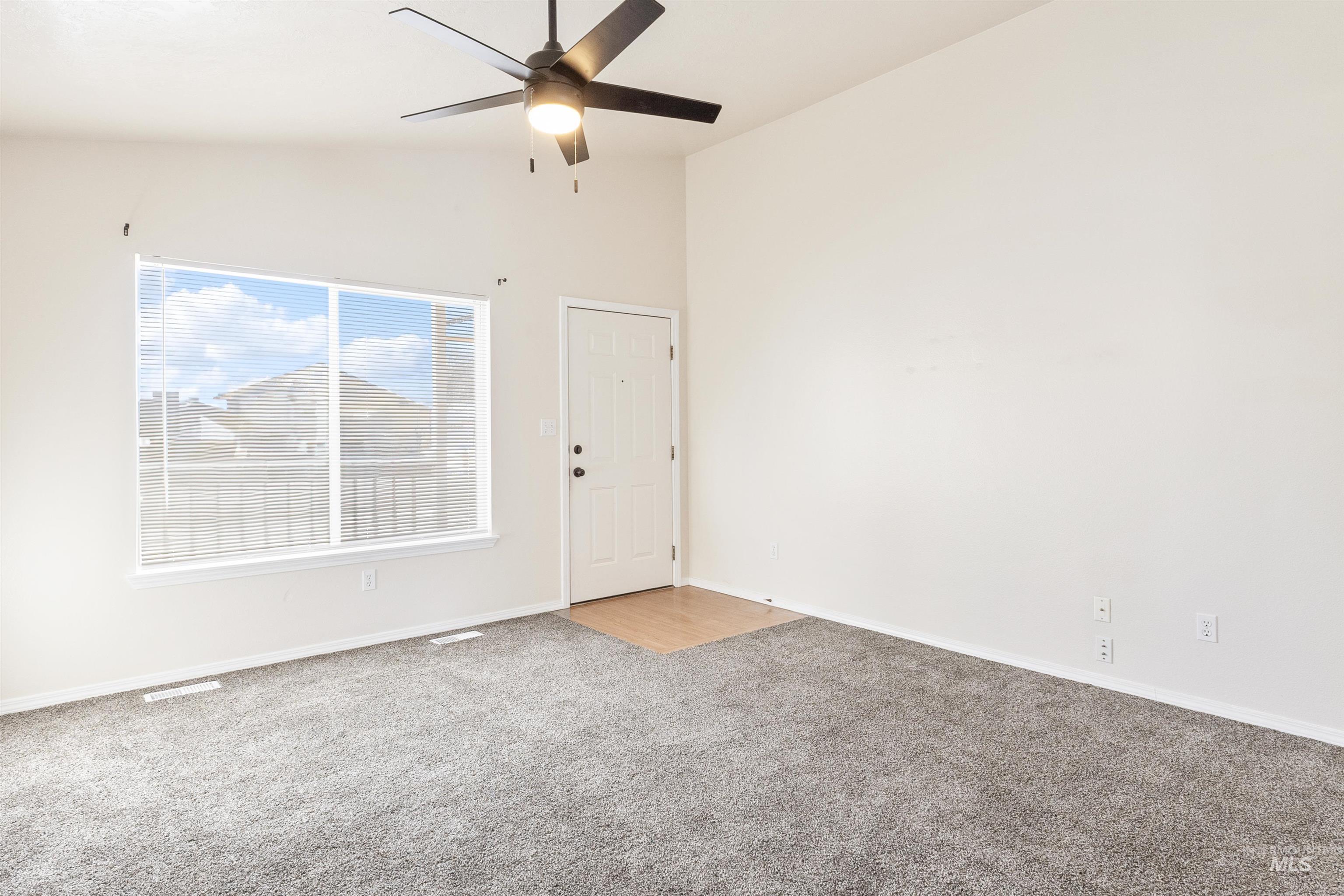 7667 Arlington Drive Property Photo 3