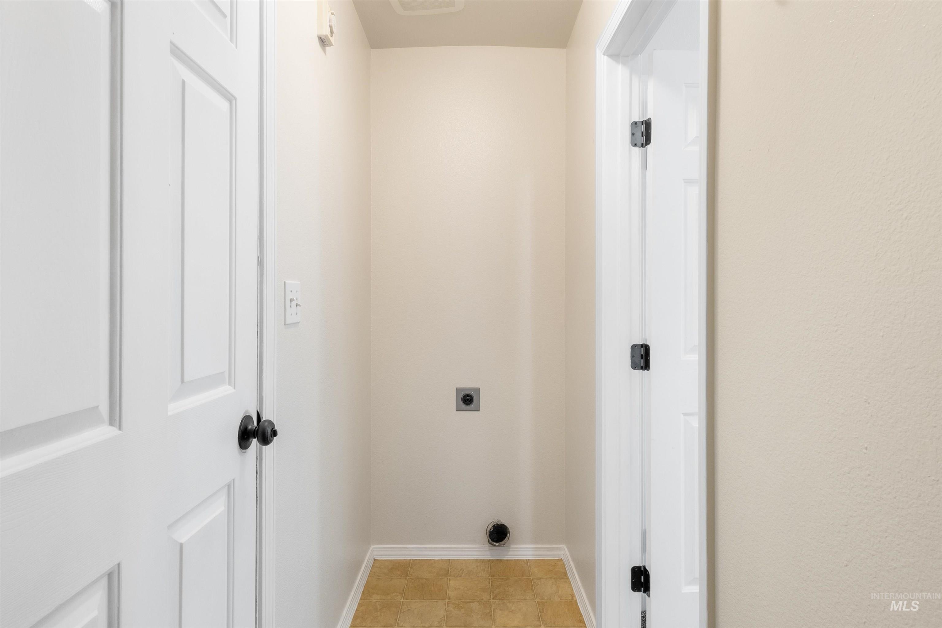 7667 Arlington Drive Property Photo 11