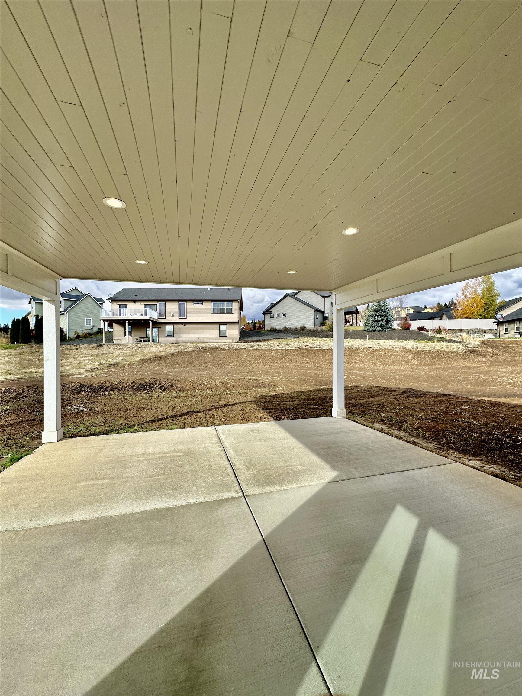 1974 Sunnyside Property Photo 7
