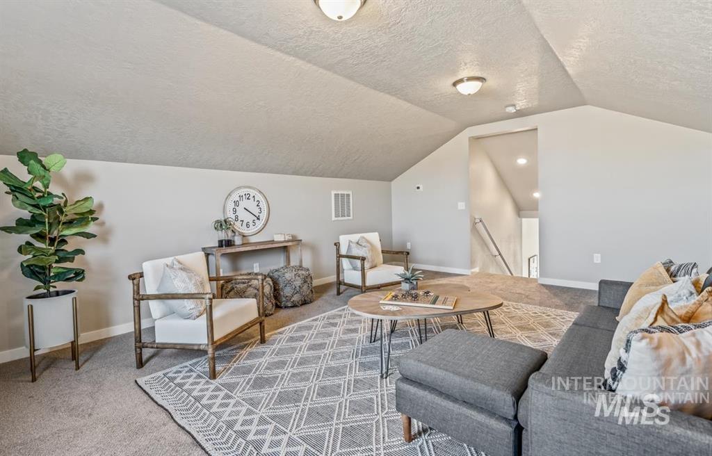 1590 Witt Property Photo 5