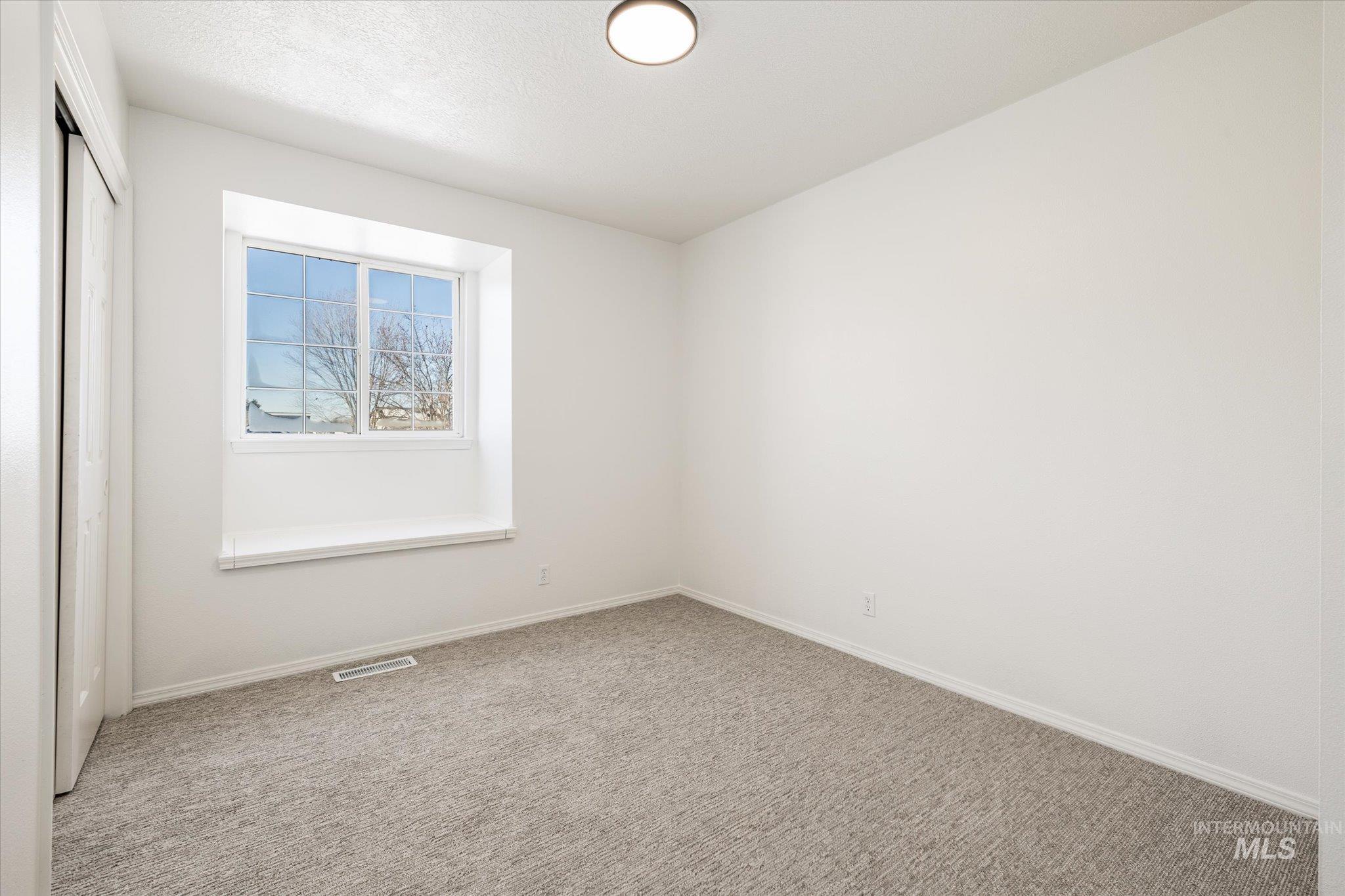 2292 N Dixie Pl Property Photo 25