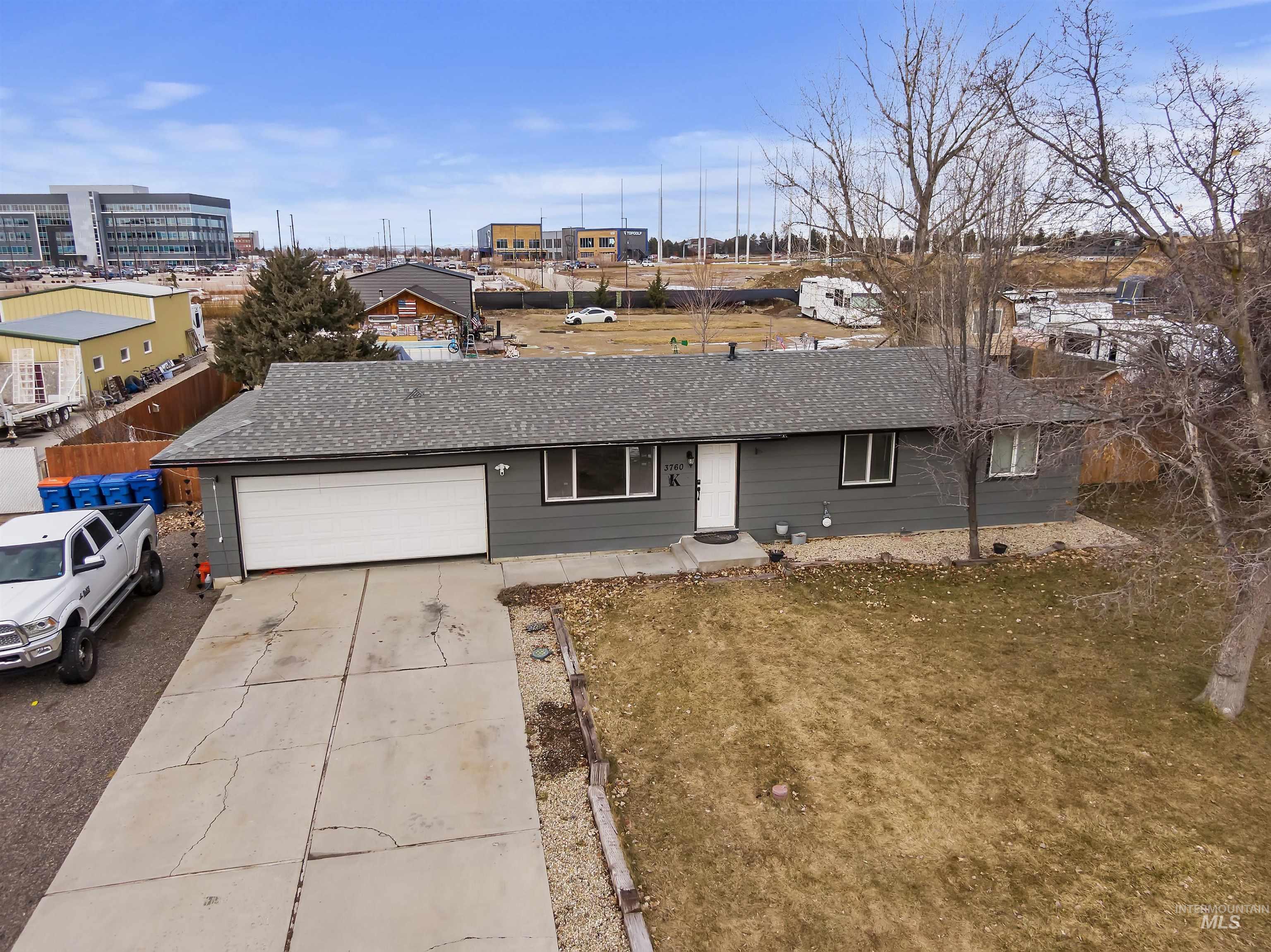 3760 Onyx Property Photo 14
