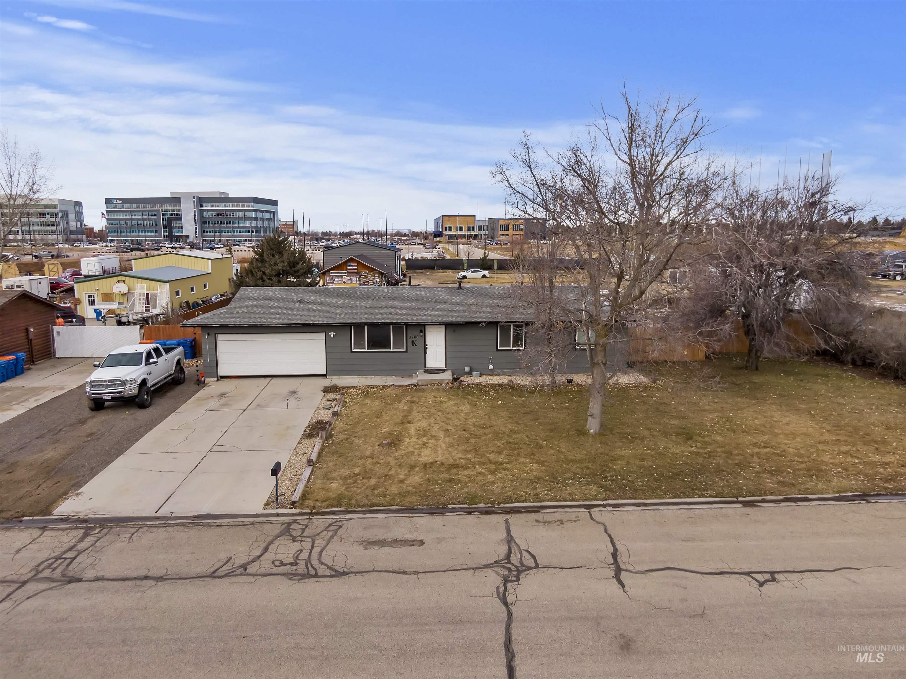 3760 Onyx Property Photo 16