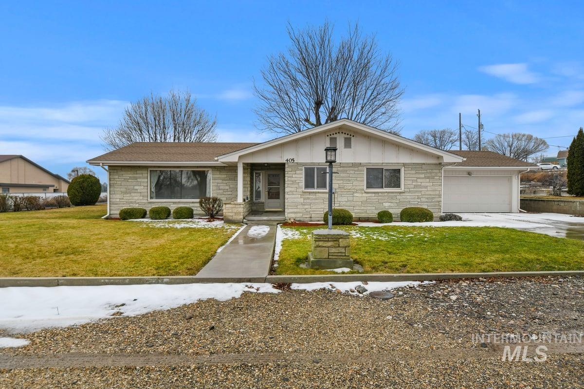 405 Motzko St. Property Photo 1