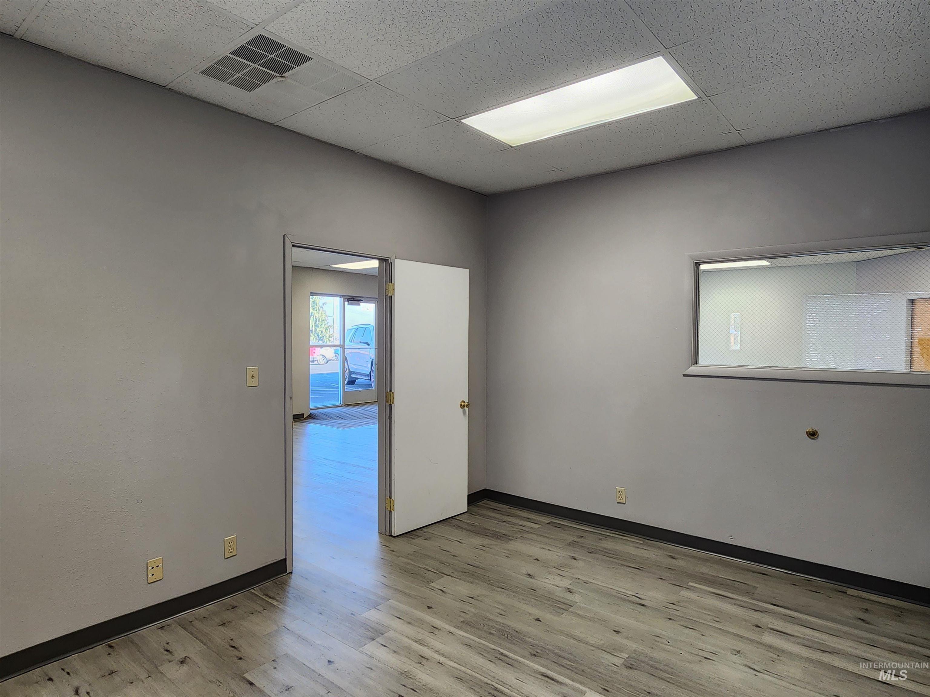 720 6th St. Property Photo 8