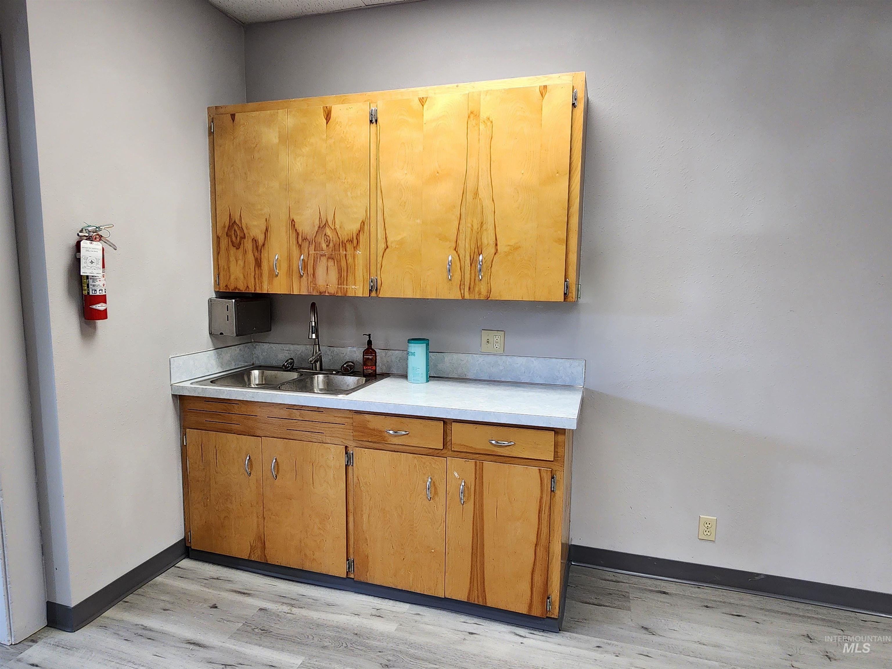 720 6th St. Property Photo 14