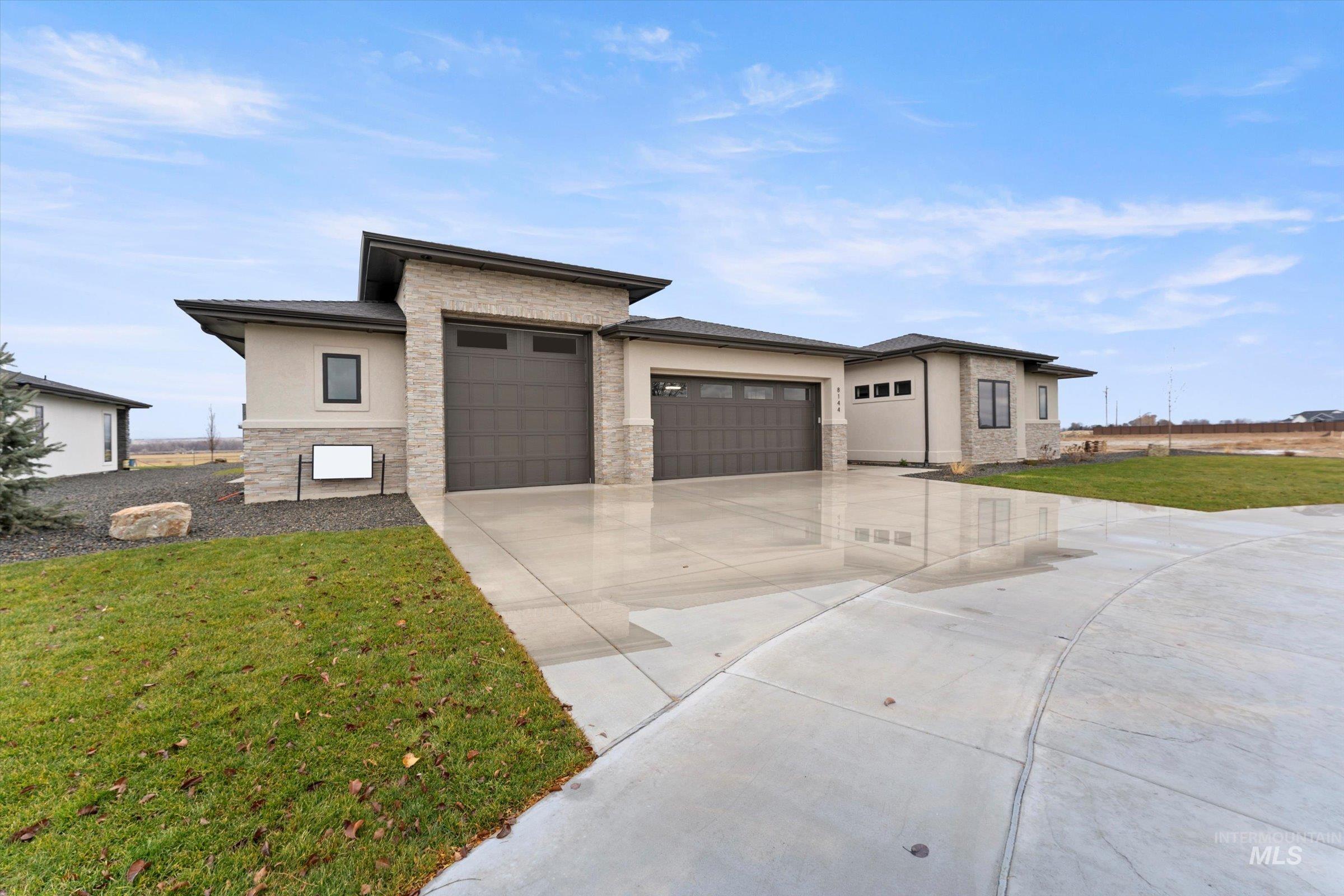 8144 W Inspirado Dr. Property Photo 2