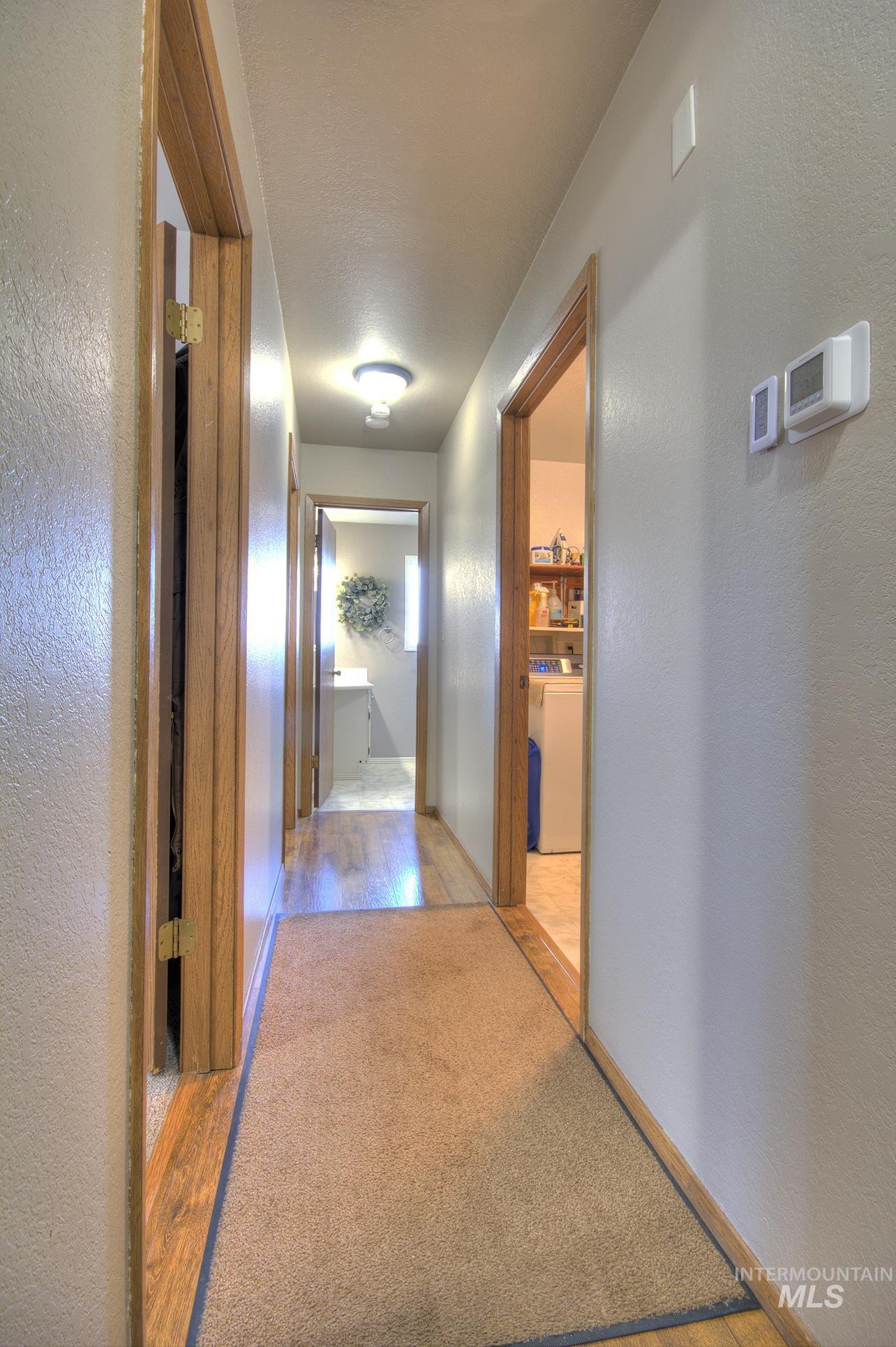 585 S Park Boulevard Property Photo 15