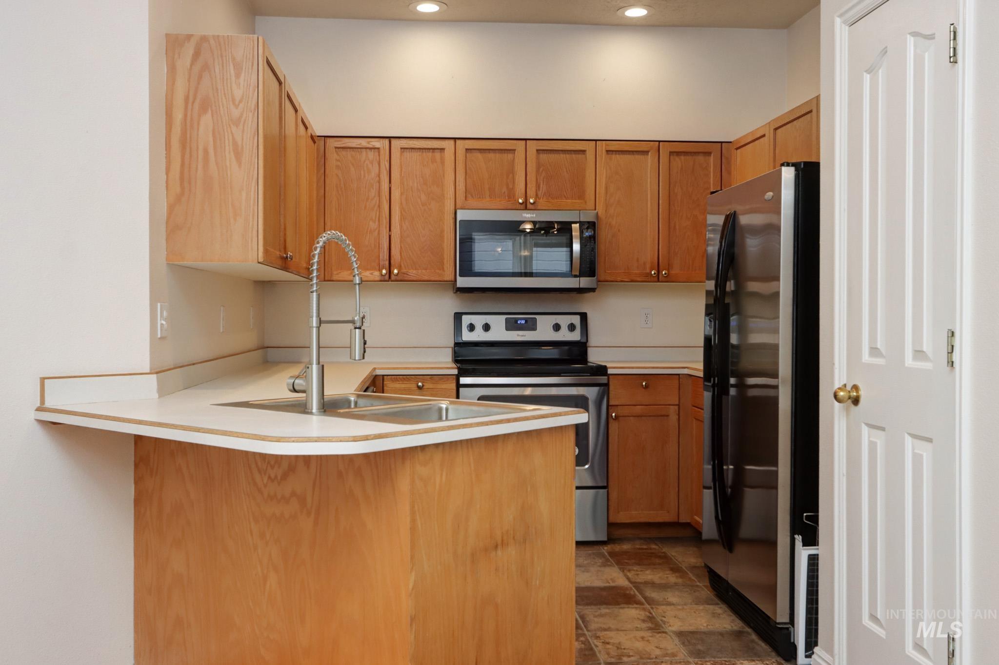 9043 W Shoup Ave Property Photo 10