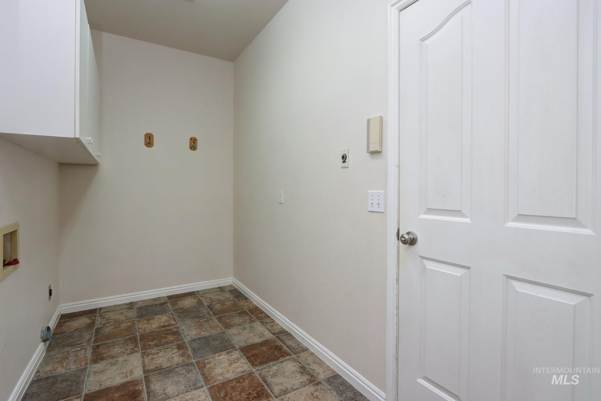 9043 W Shoup Ave Property Photo 13