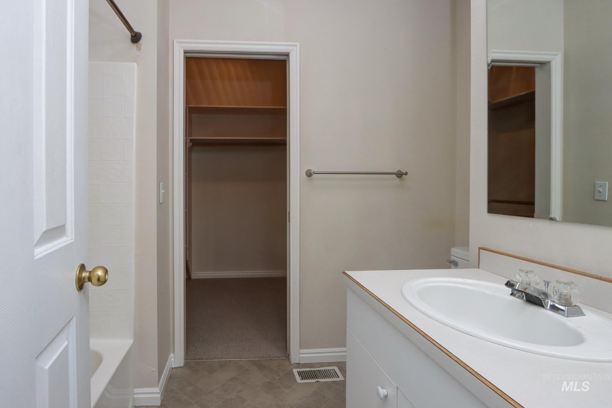 9043 W Shoup Ave Property Photo 31