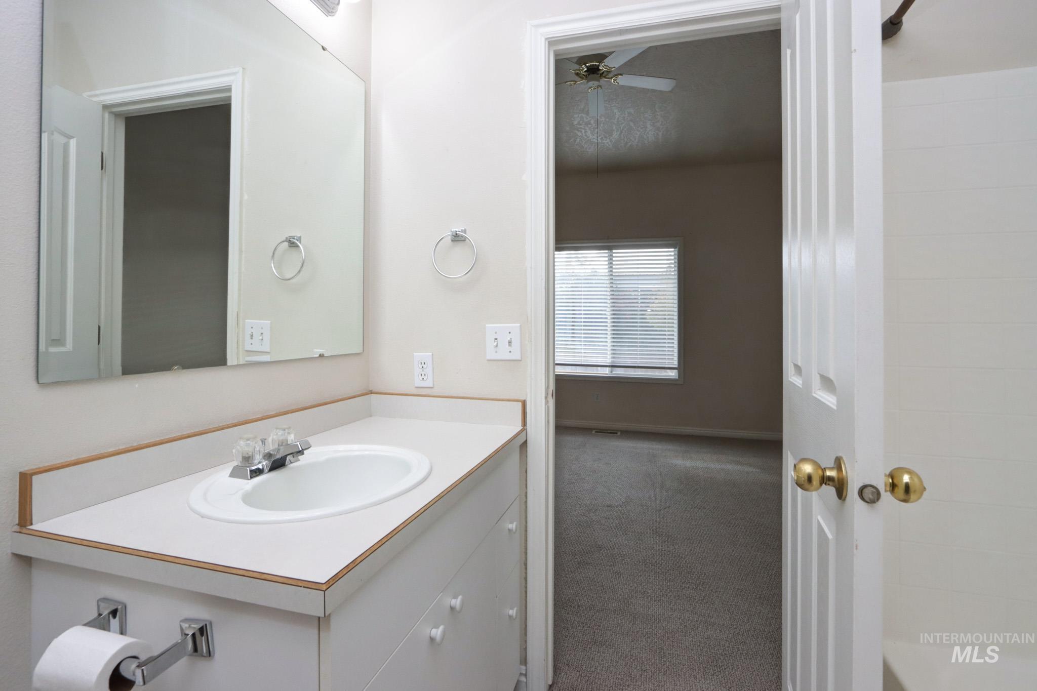 9043 W Shoup Ave Property Photo 32