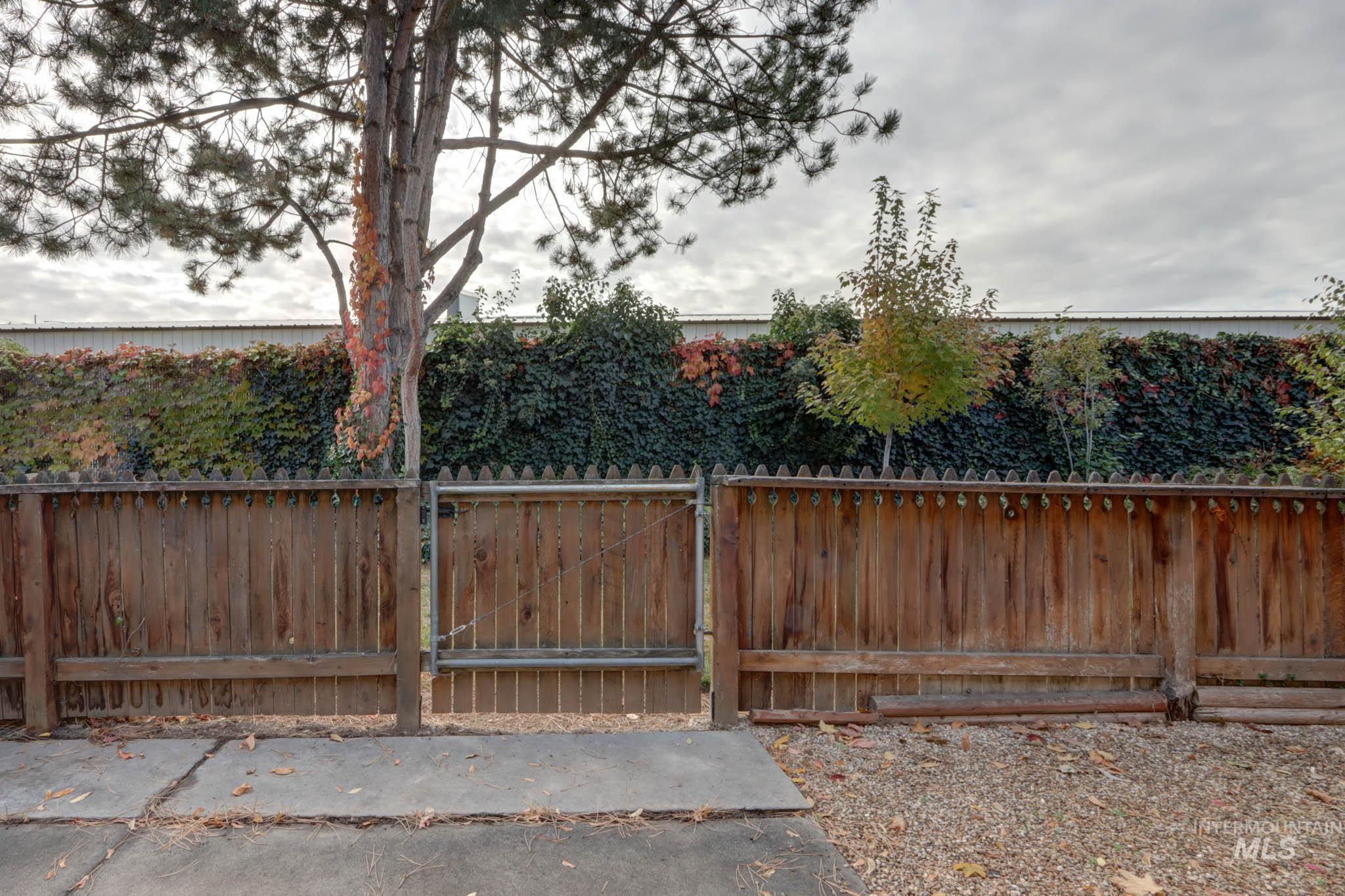 9043 W Shoup Ave Property Photo 45