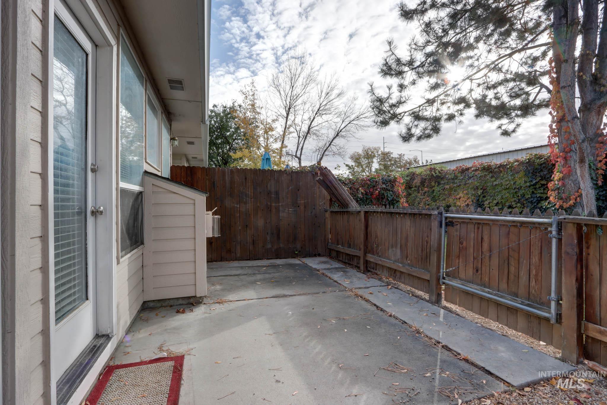 9043 W Shoup Ave Property Photo 46