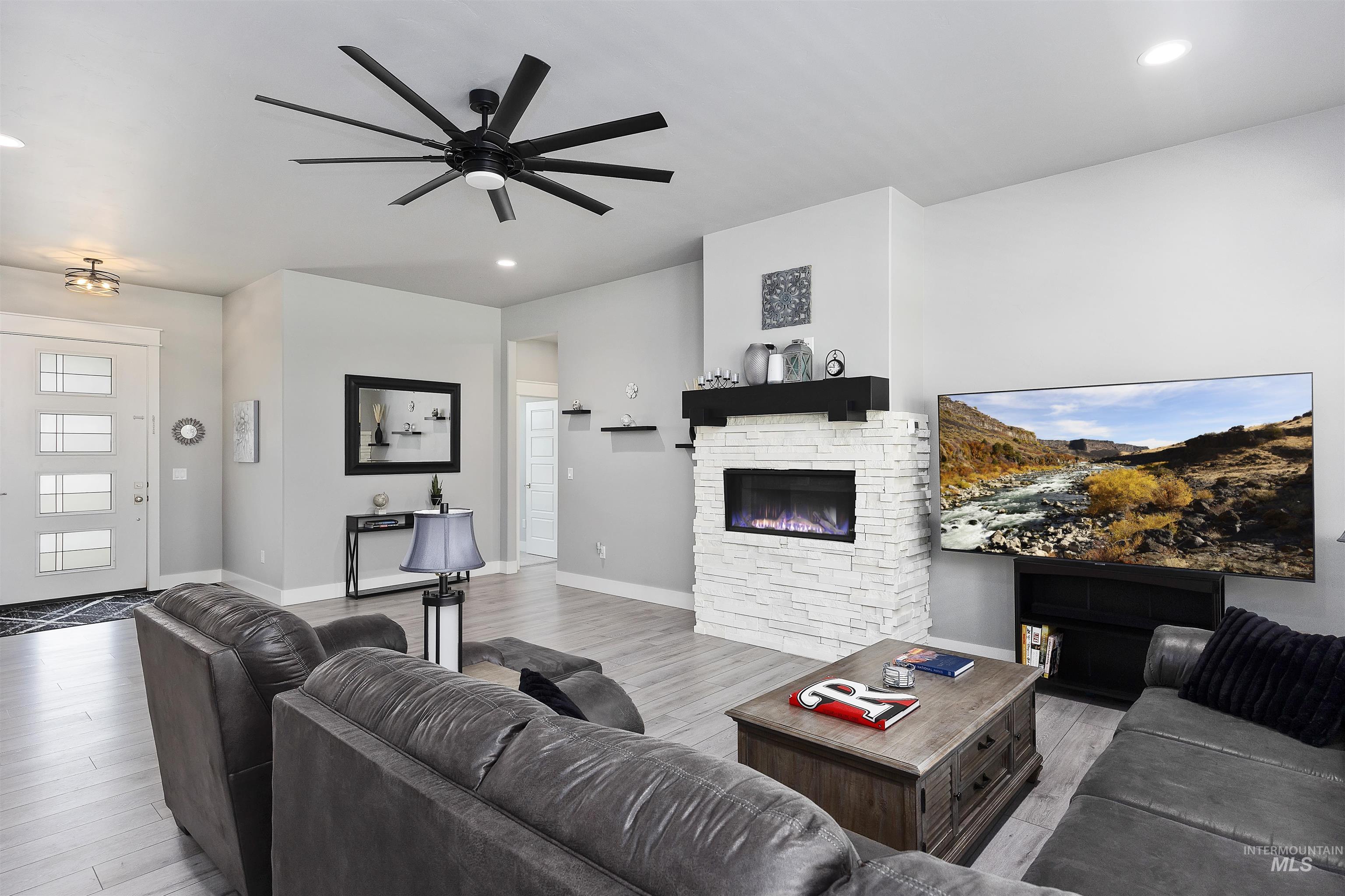 2329 Settler S Ridge Trl Property Photo 5