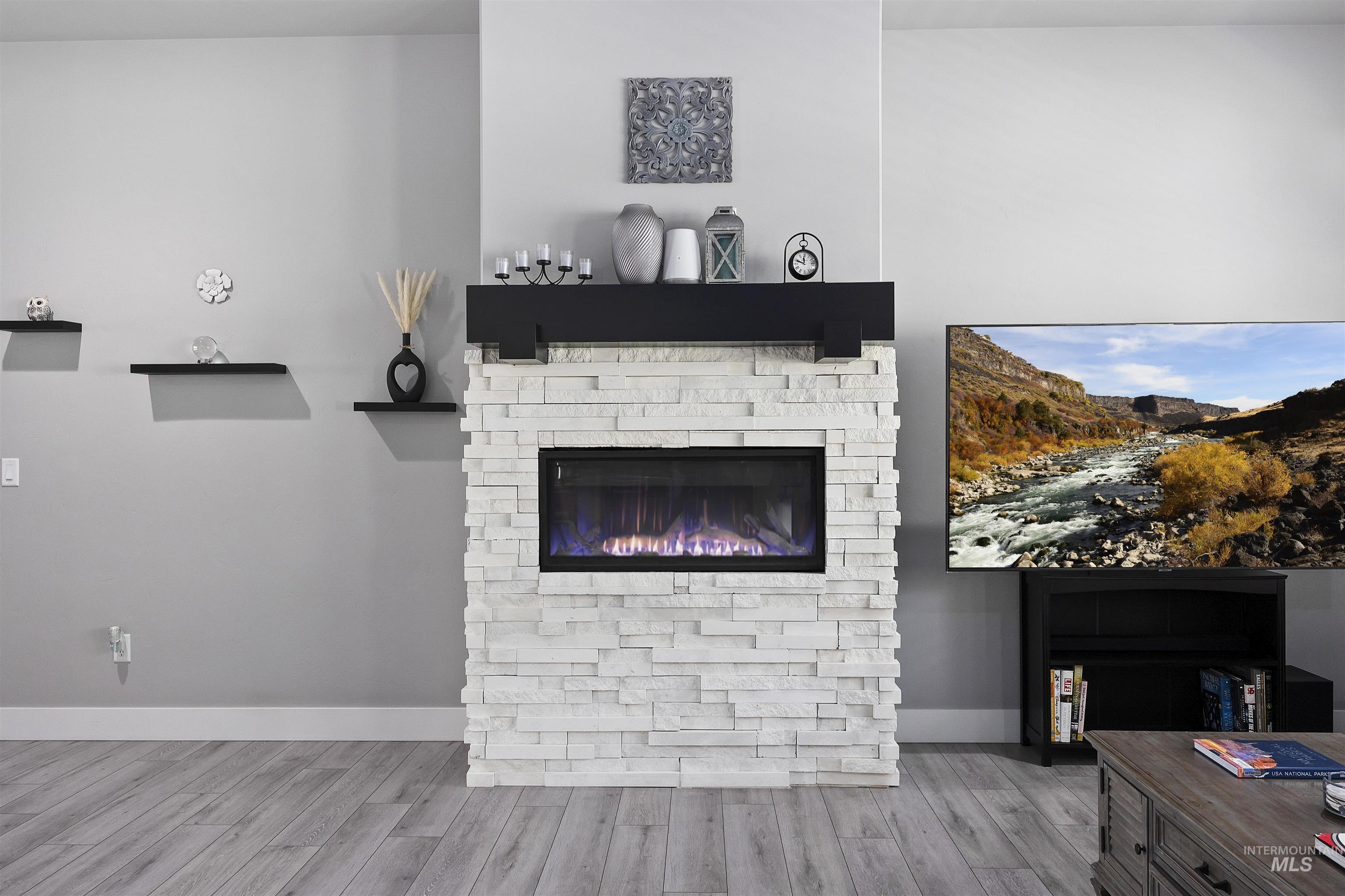 2329 Settler S Ridge Trl Property Photo 6