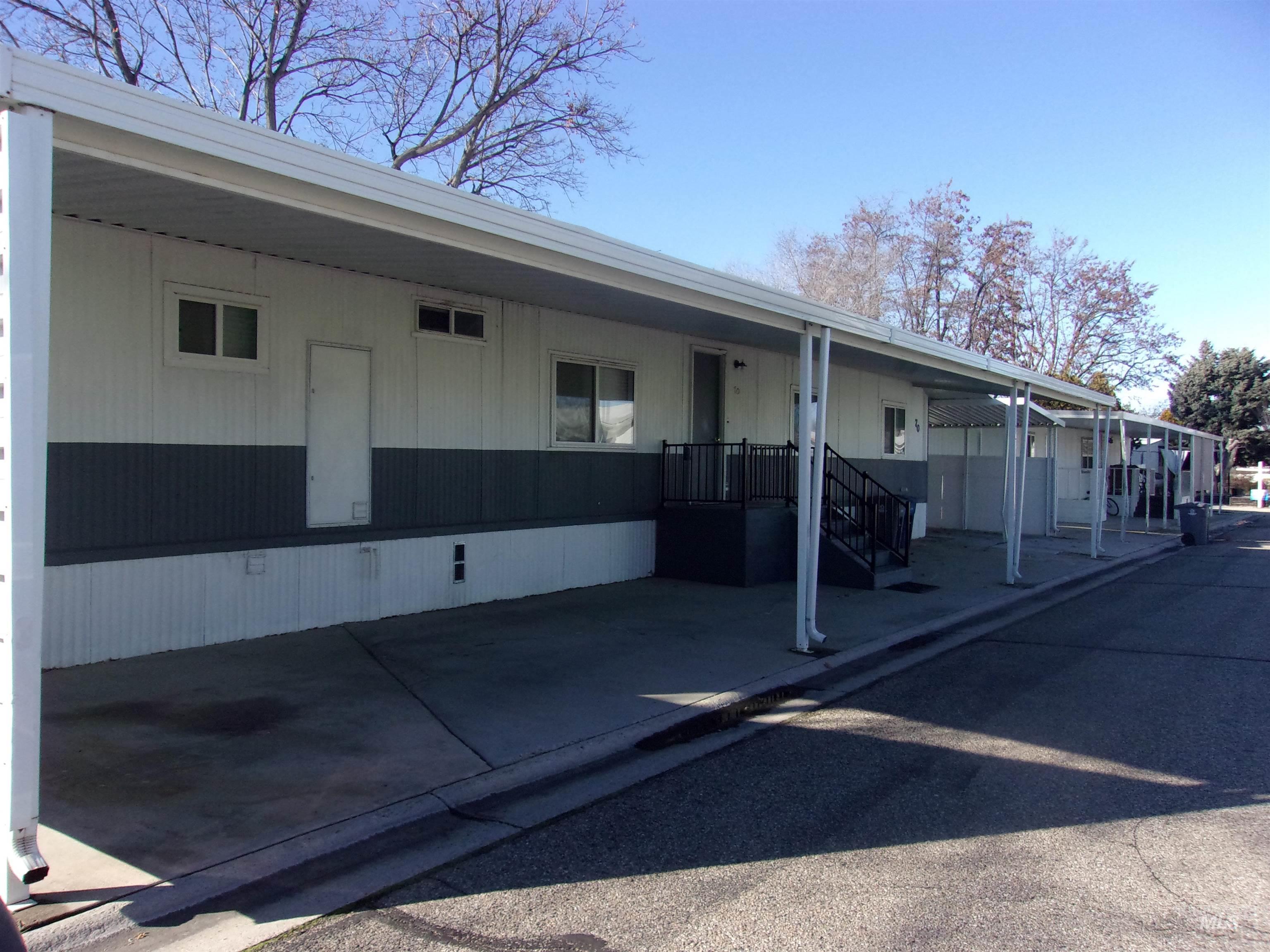 1715 W Flamingo Ave Property Photo 1