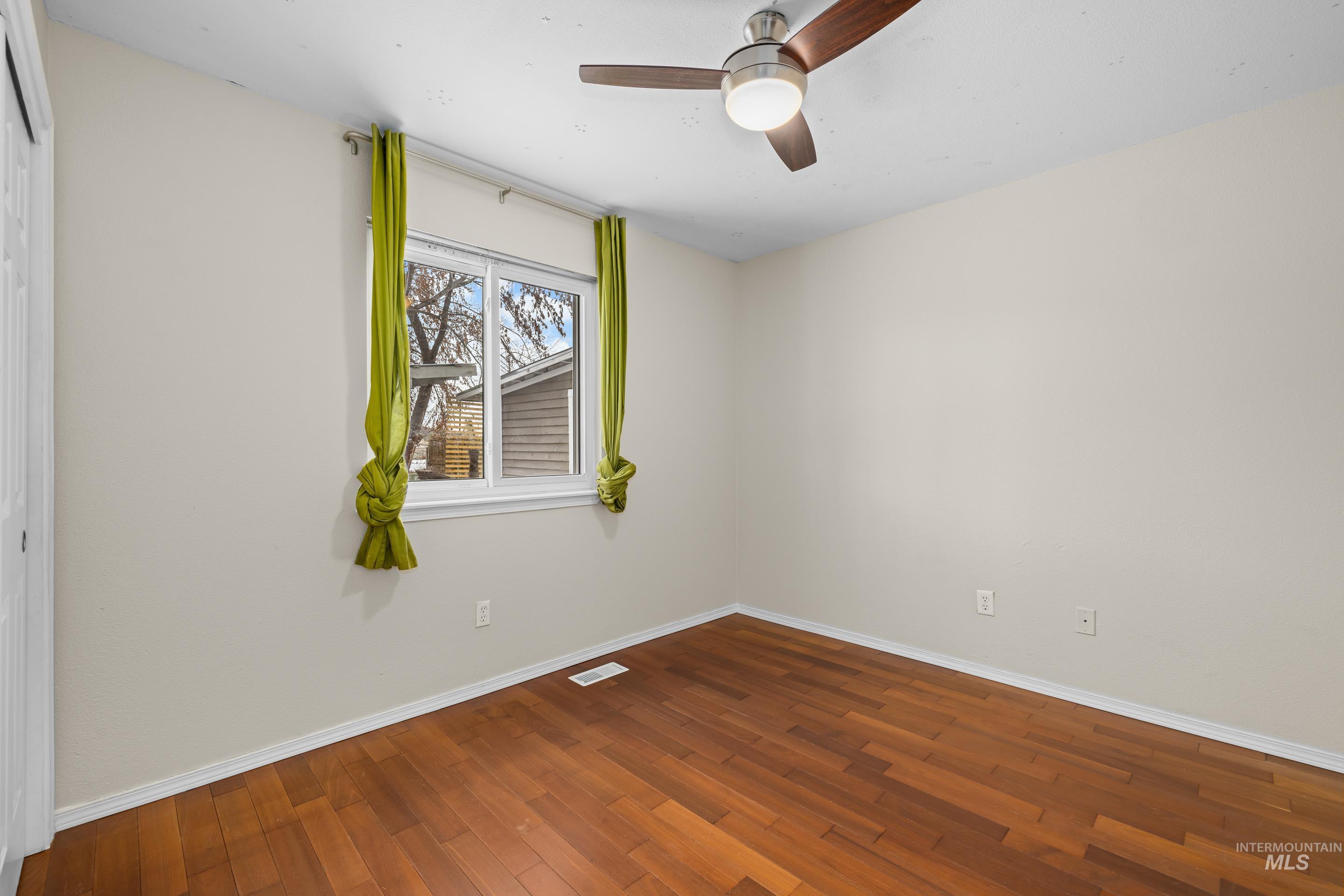 10748 W Hazelwood Property Photo 19