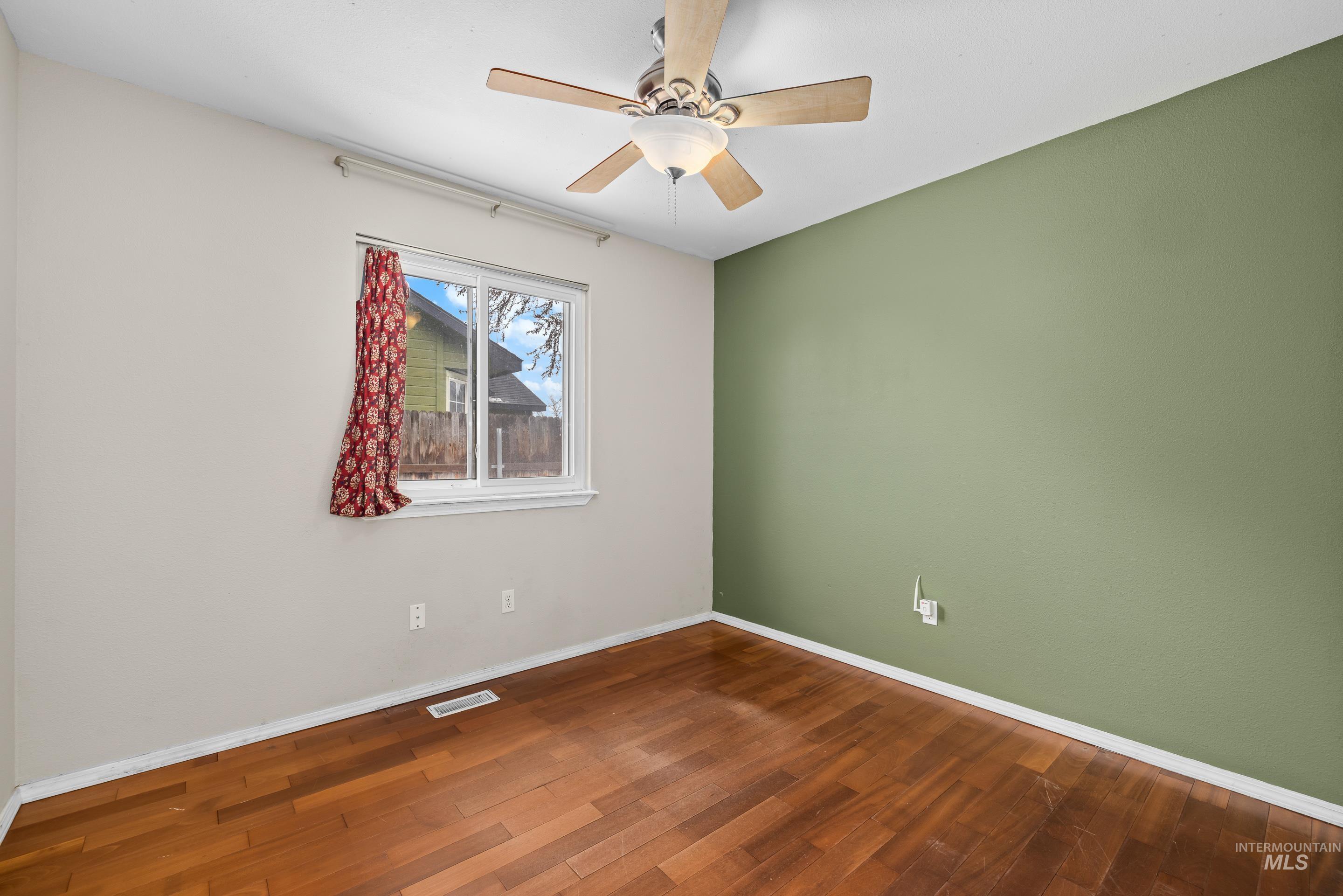 10748 W Hazelwood Property Photo 21