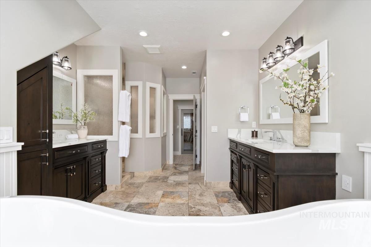 24799 Lansing Lane Property Photo 31