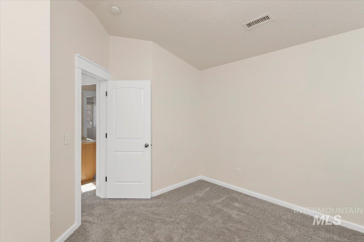3002 N 36th Street Property Photo 23