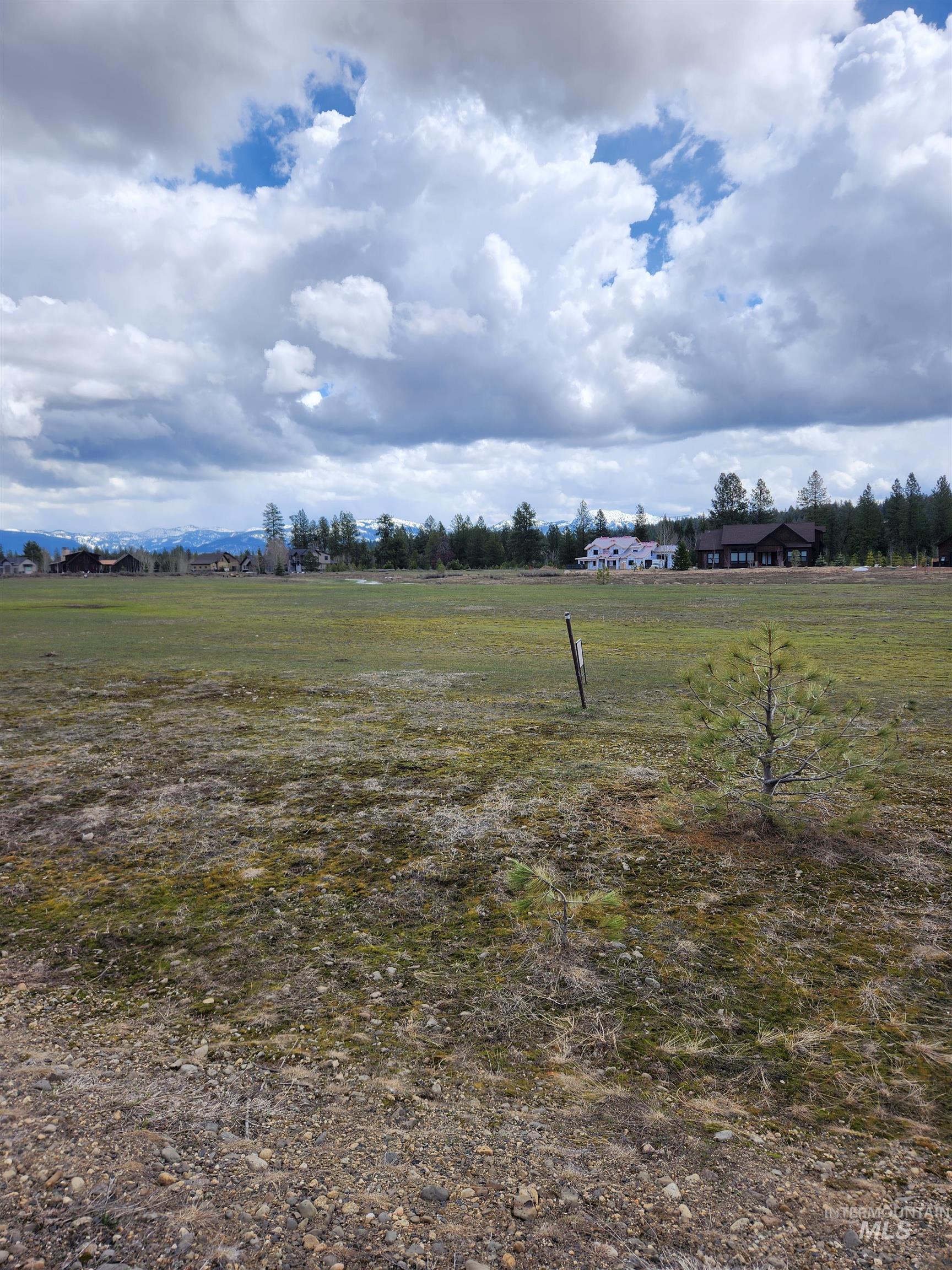 18 Arrowgrass Ct. Property Photo 15