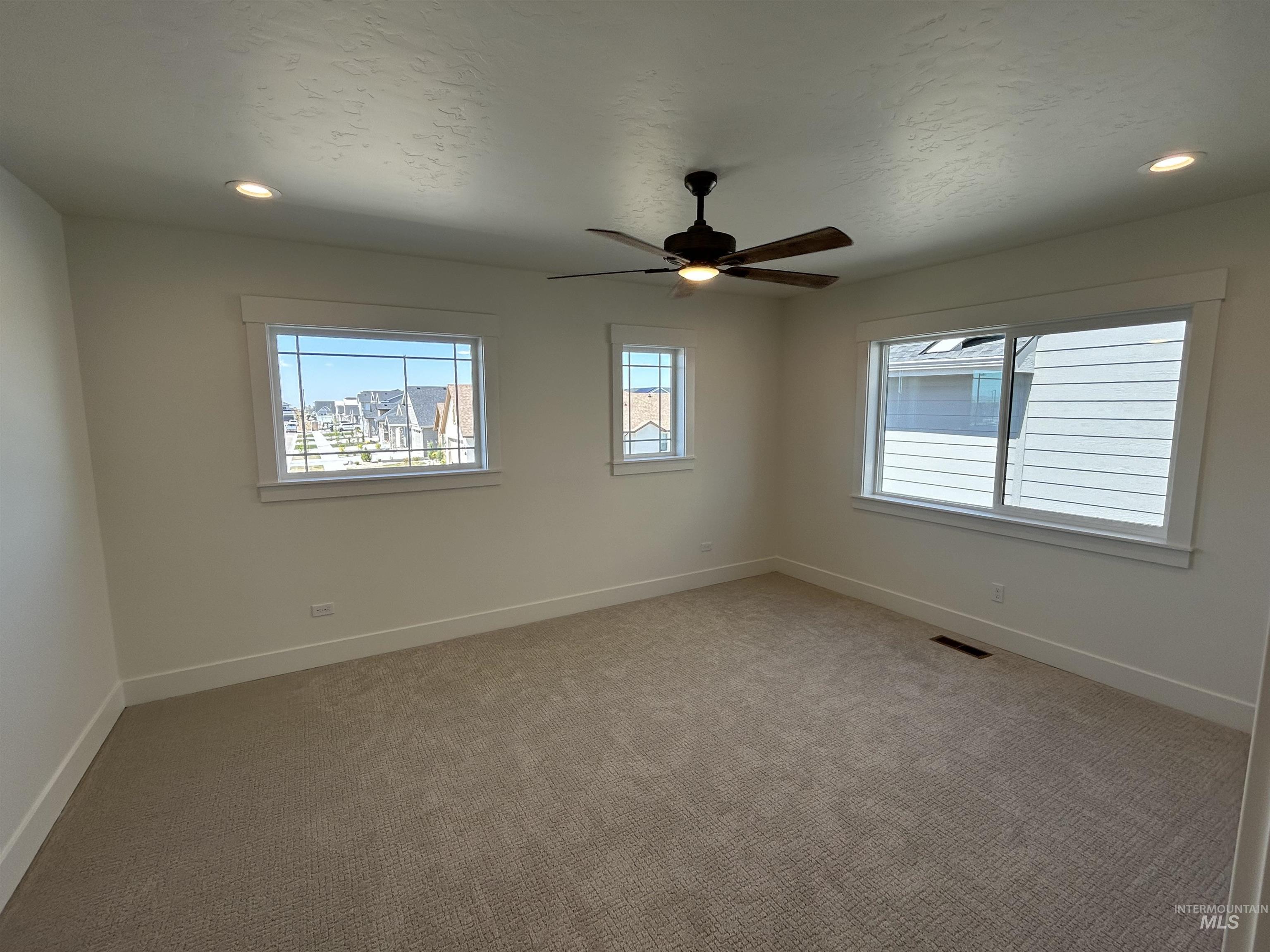 6112 S Sachet Ave Property Photo 19