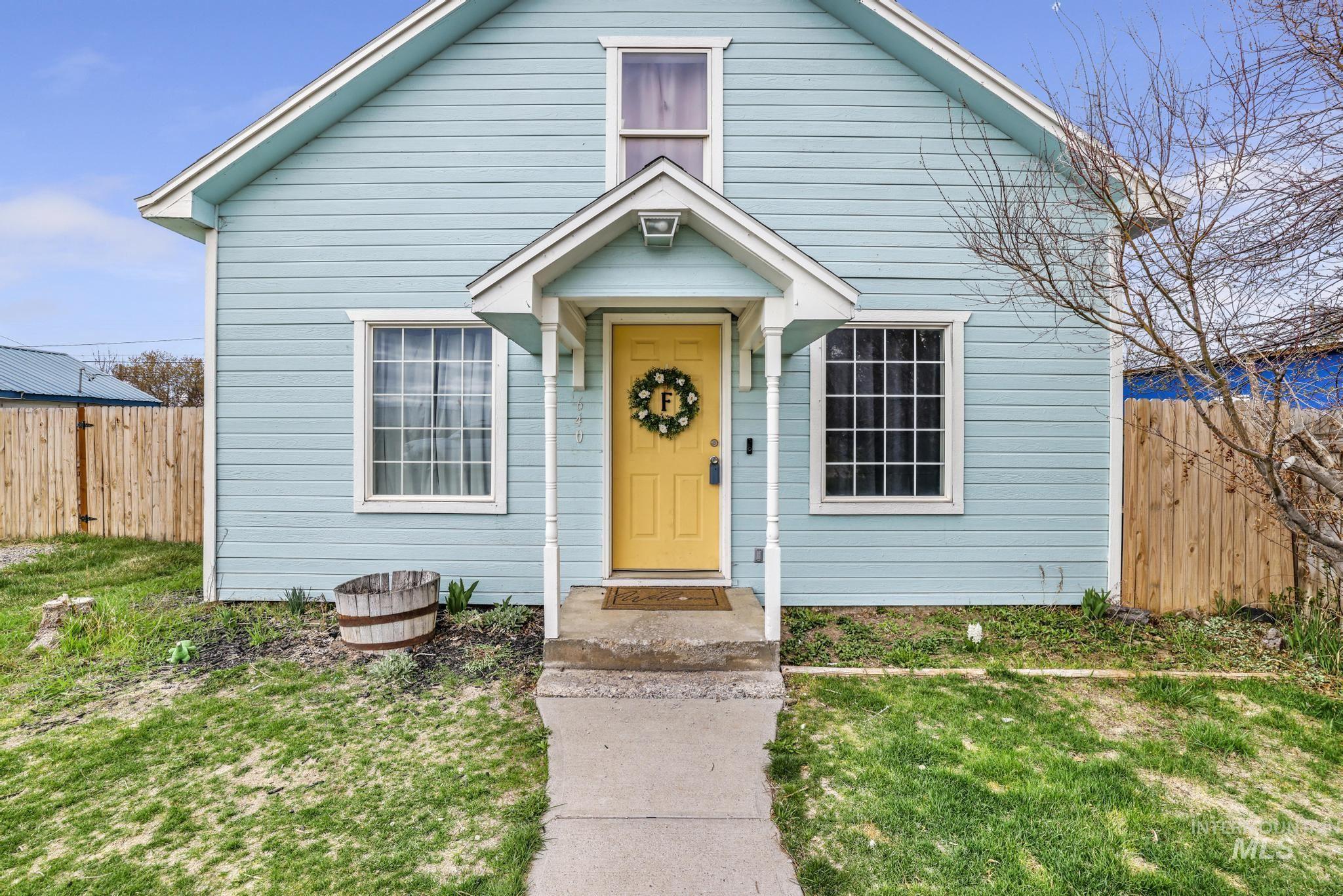 640 3rd St E Property Photo 1