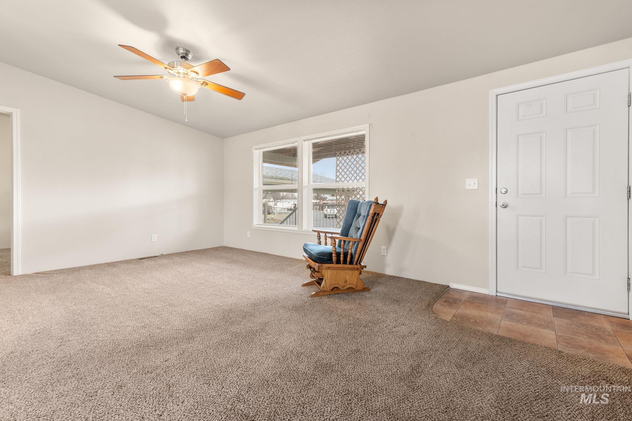 2015 6th Avenue Property Photo 6