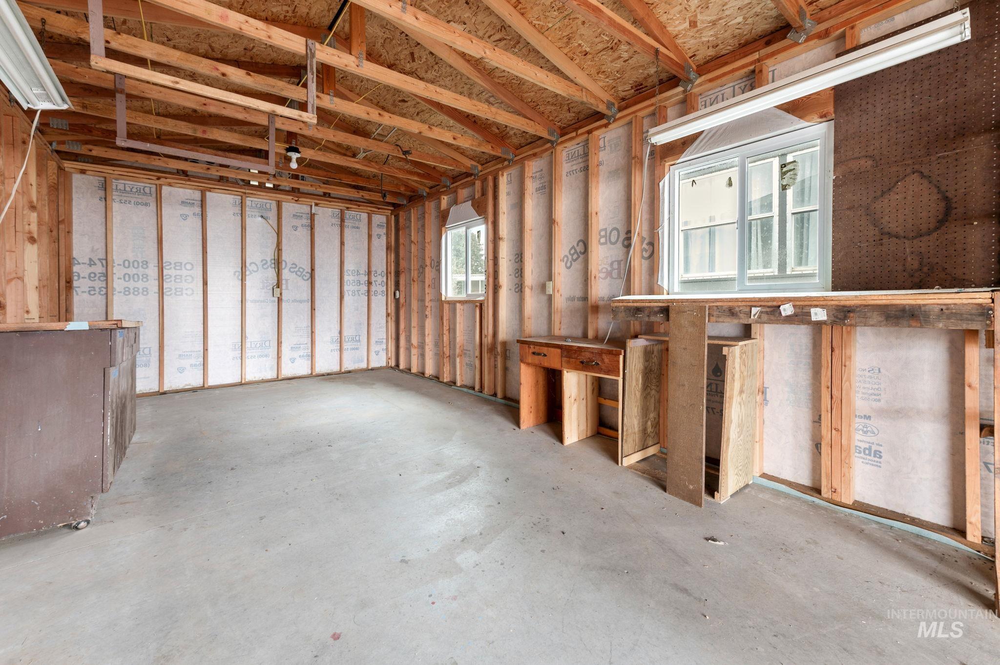 2015 6th Avenue Property Photo 25