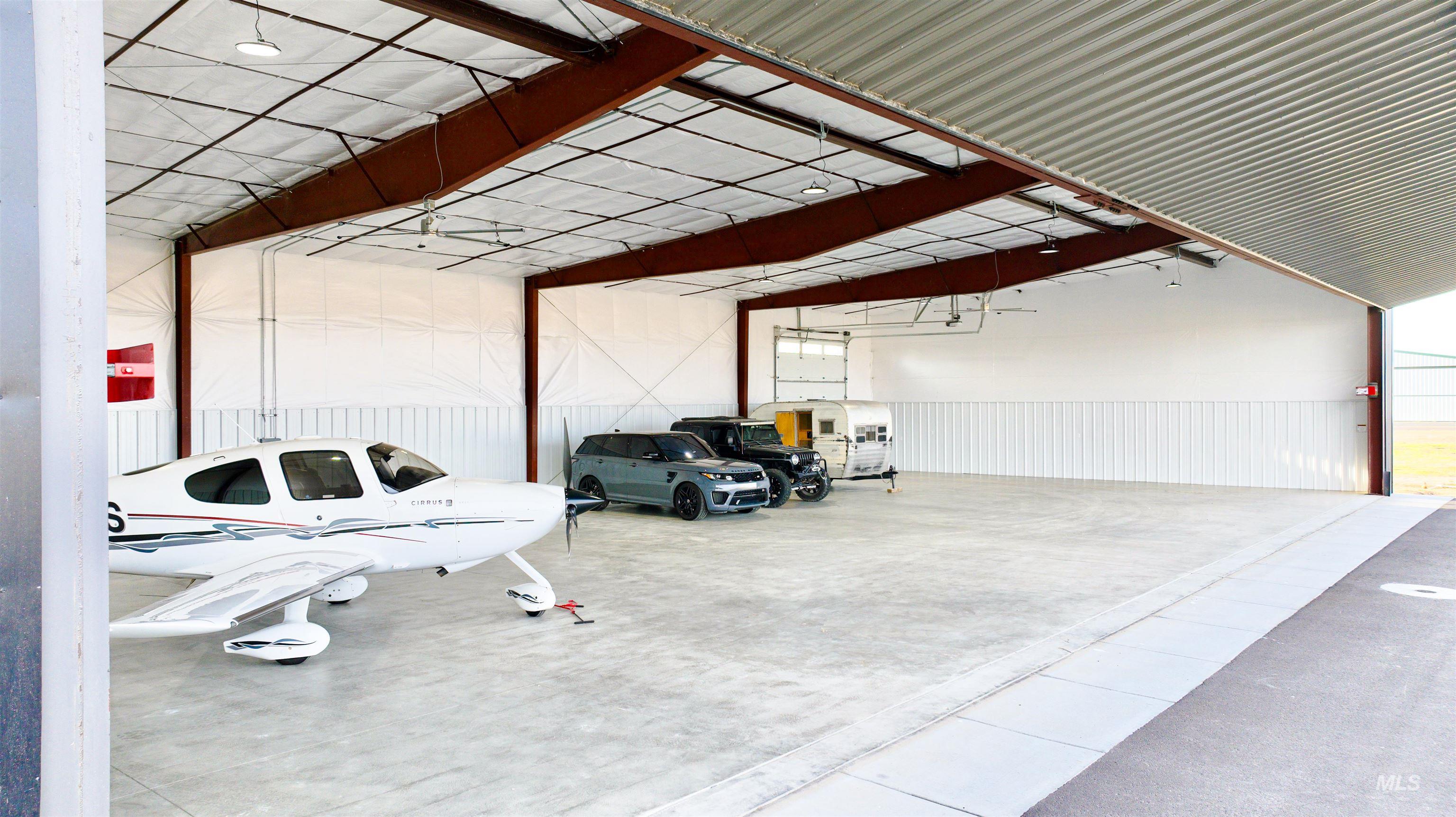 5515 Aviation Way Property Photo 10