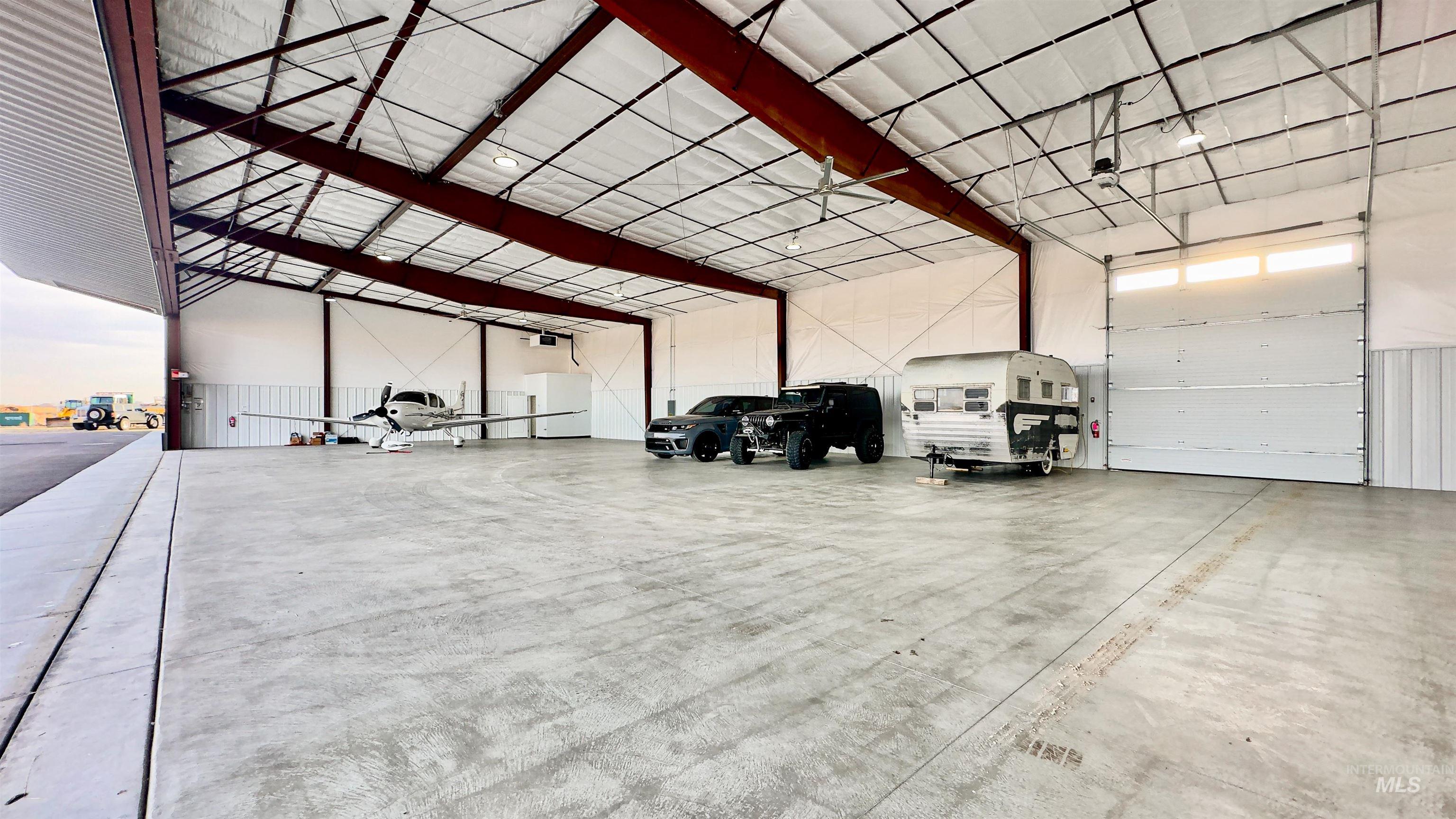 5515 Aviation Way Property Photo 12